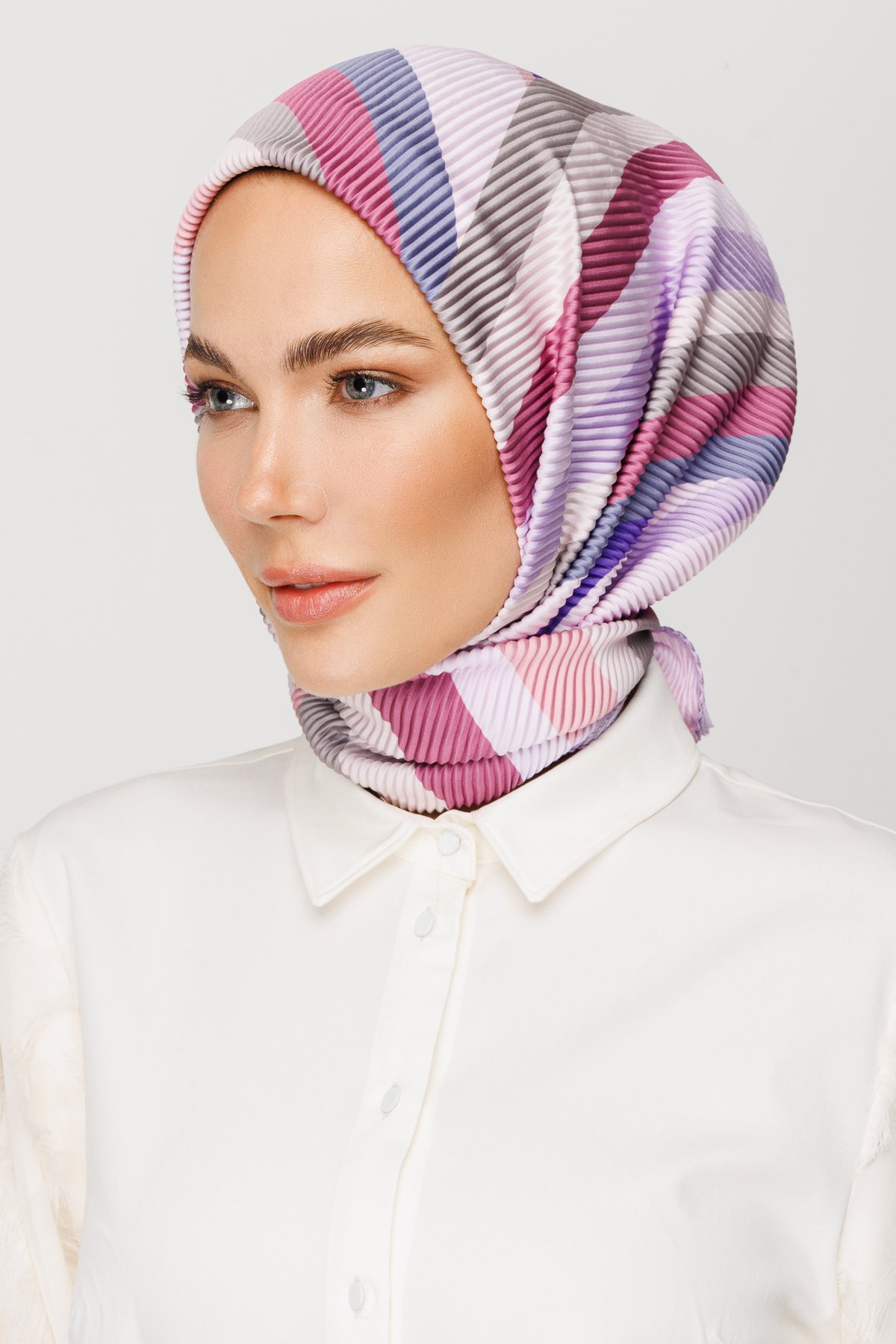 Akra Pattern Pleated Scarf - Lilac