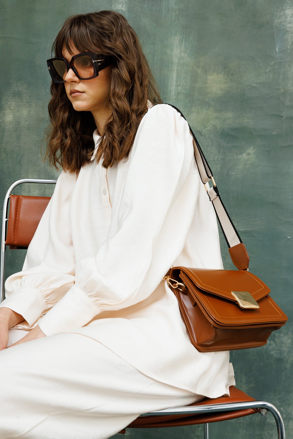 Frame Baguette Bag - Brown