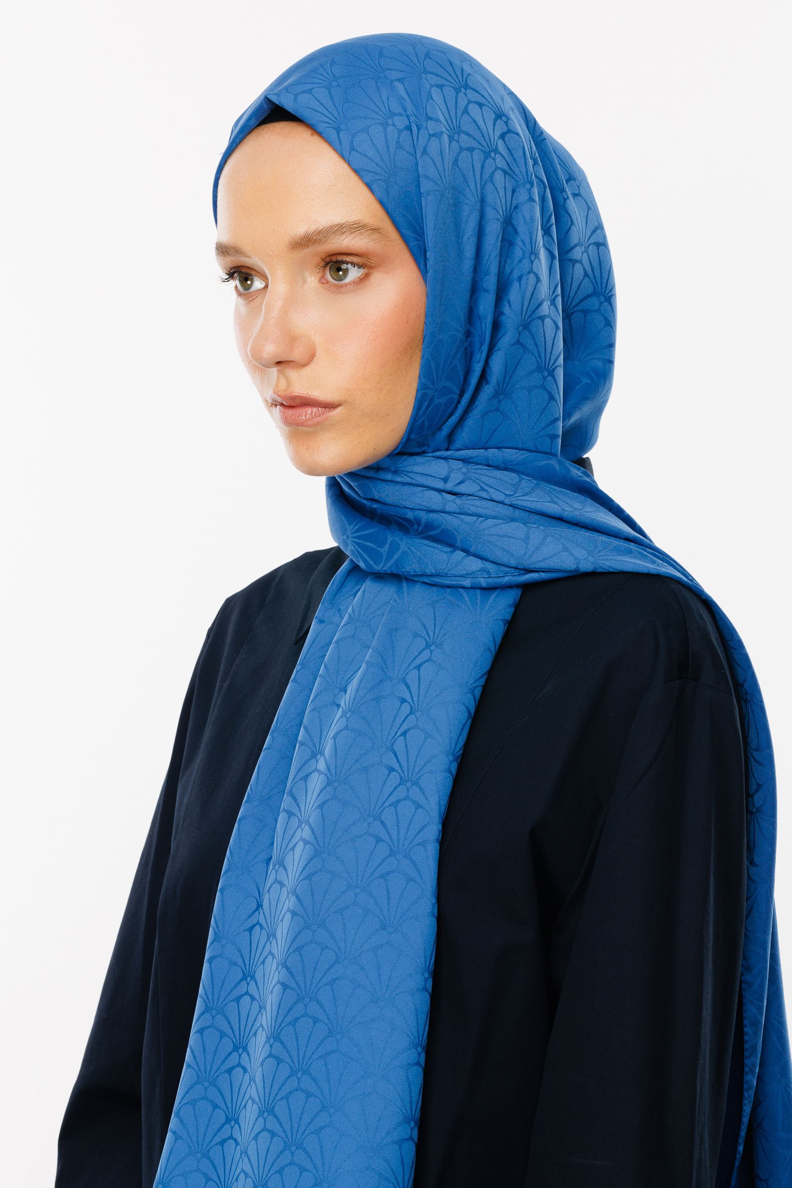 Lotus Pattern Silk Jacquard Shawl - İndigo