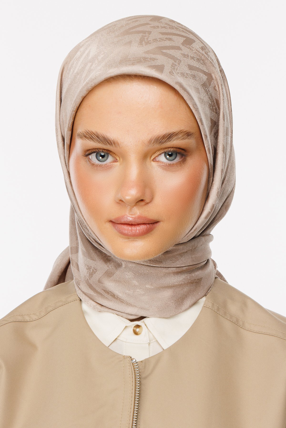 Nova Pattern Luxury Jacquard Scarf - Beige