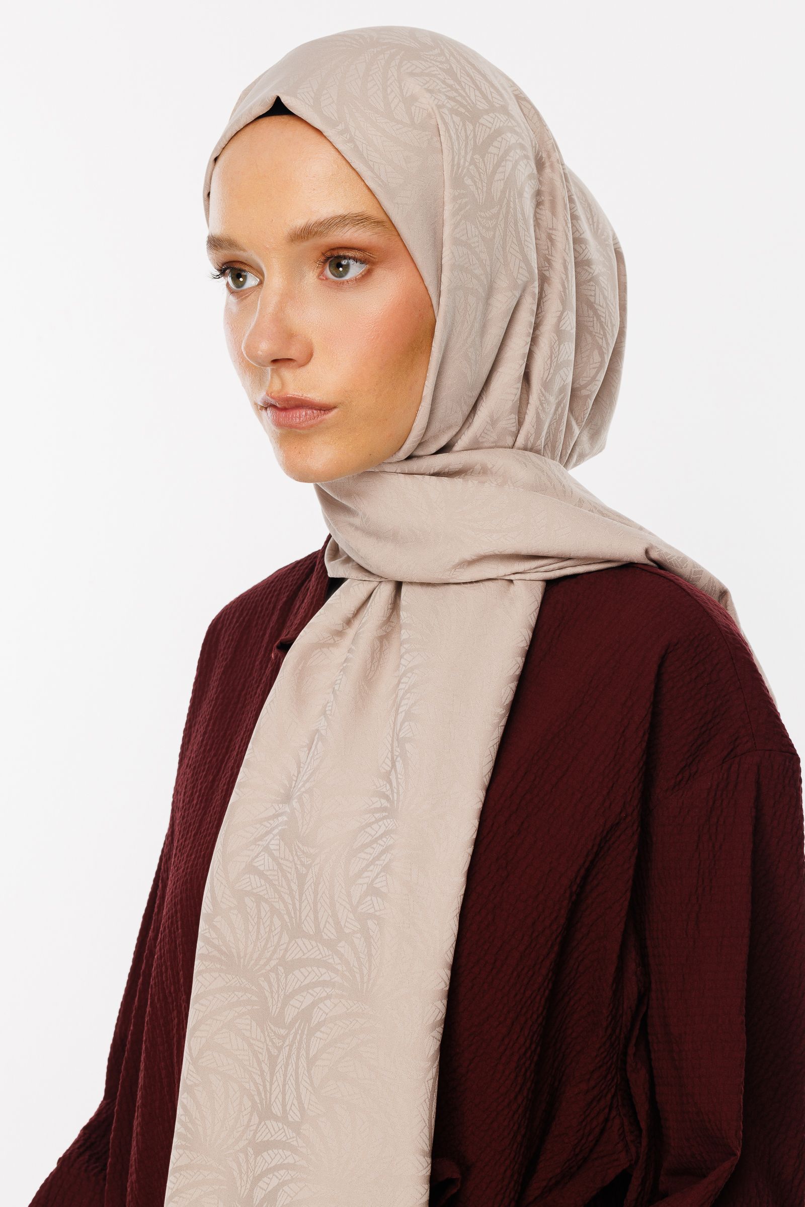 Artemis Pattern Silk Jacquard Hijab