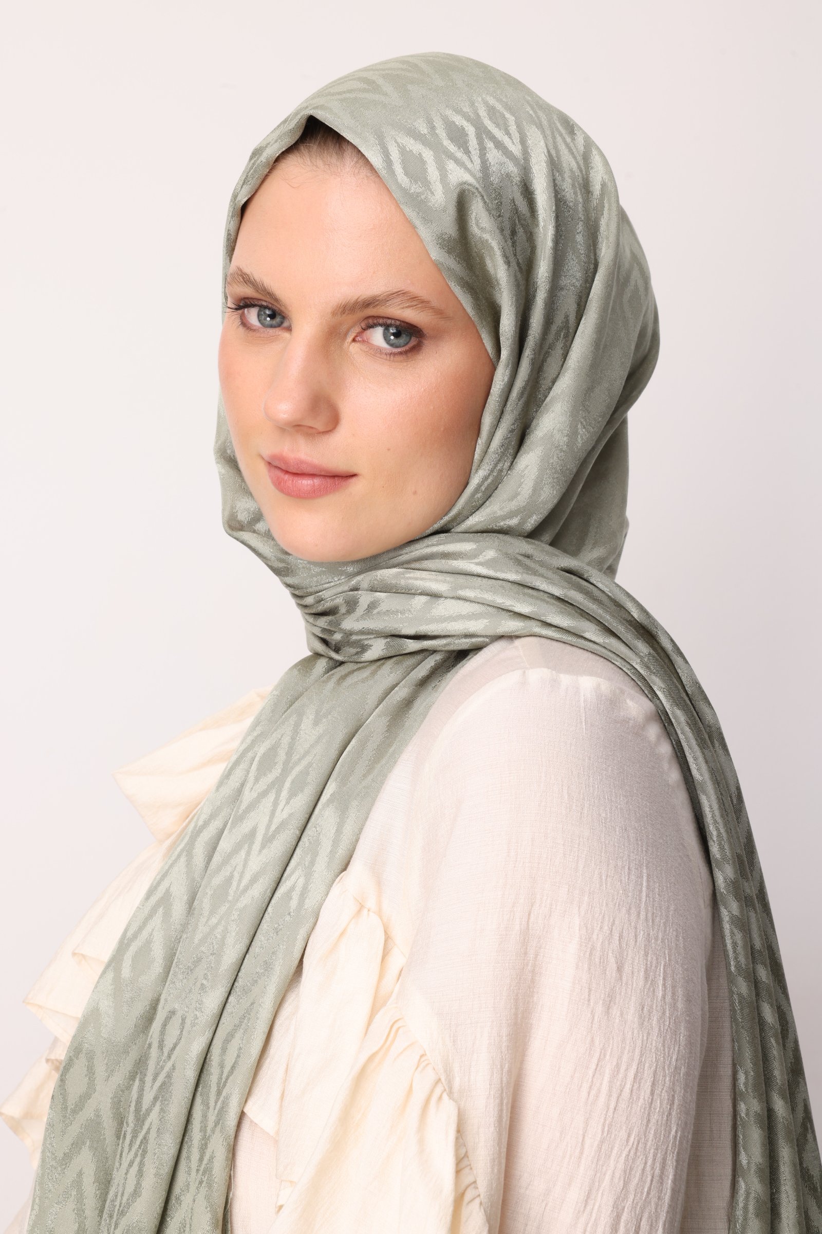 Shiny Check-Pattern Jacquard Shawl - Sage