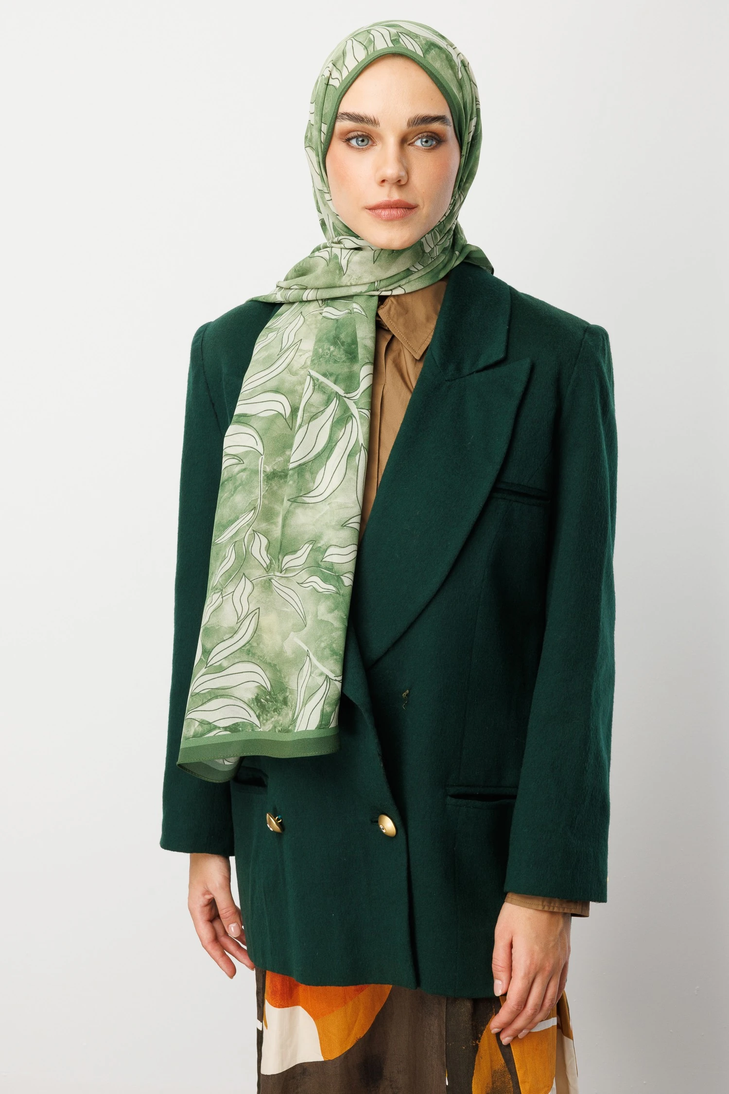 Frond Pattern Hebei Silk Shawl - Cagla Green