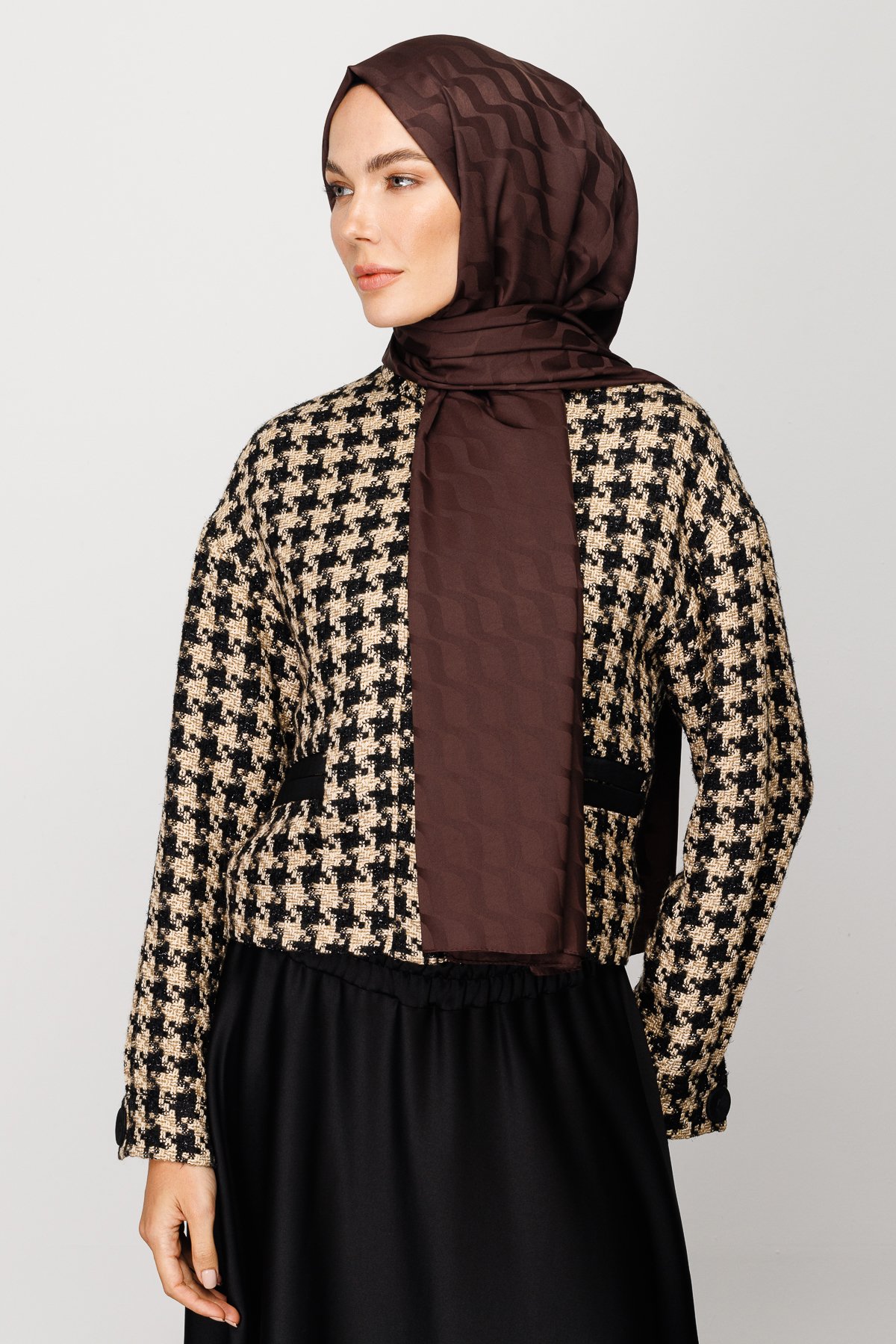 Wave Pattern Silky Jacquard Shawl - Bitter Coffee