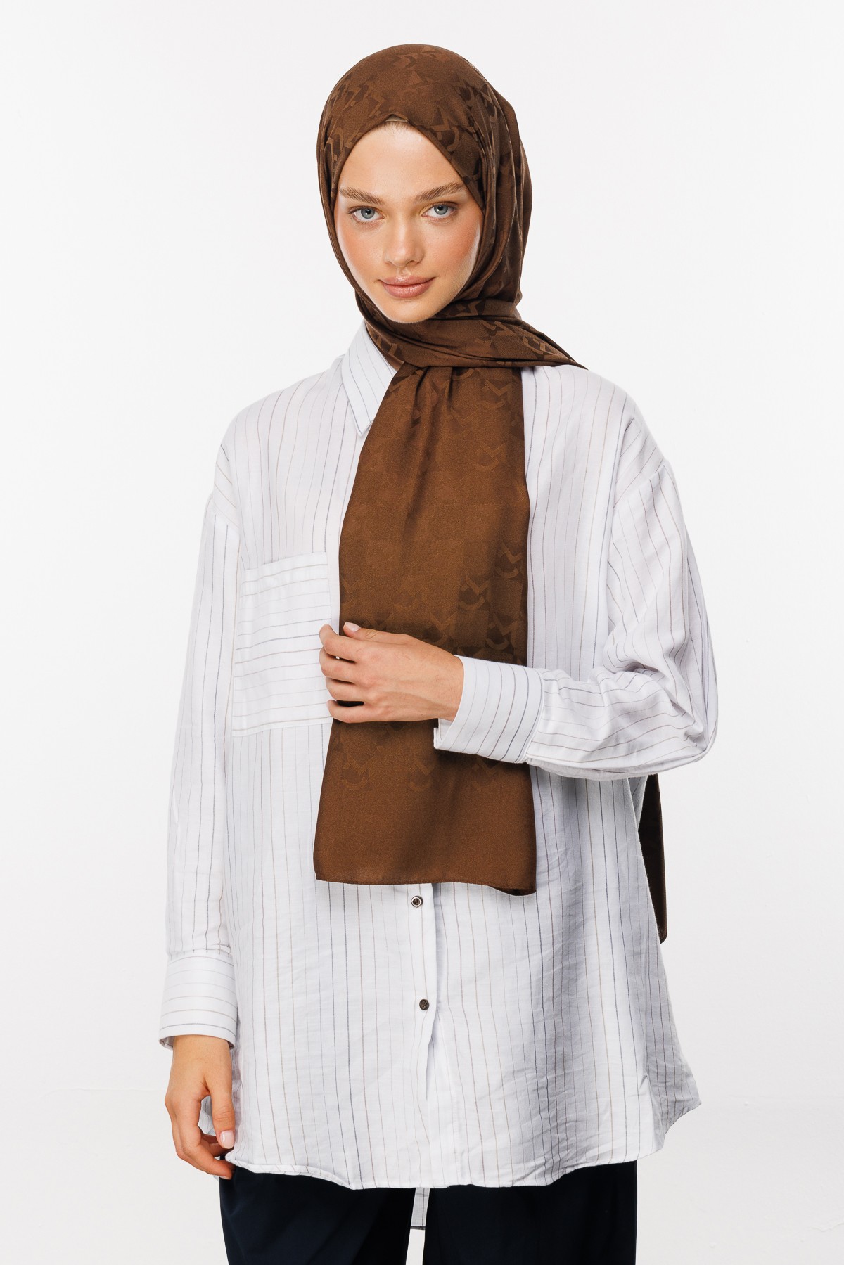 MC Pattern Jacquard Shawl - Bitter