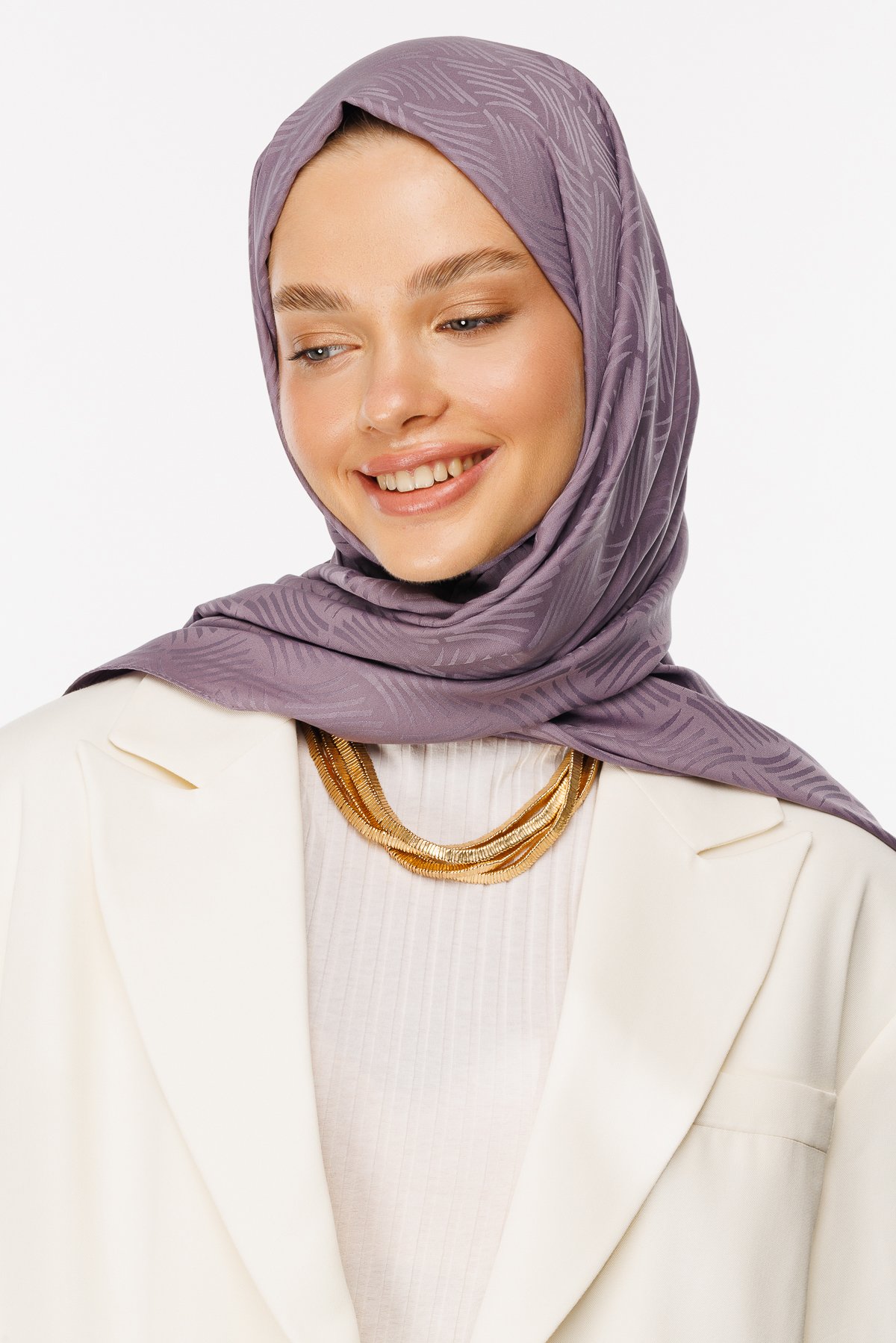 Aura Pattern Silk Jacquard Hijab