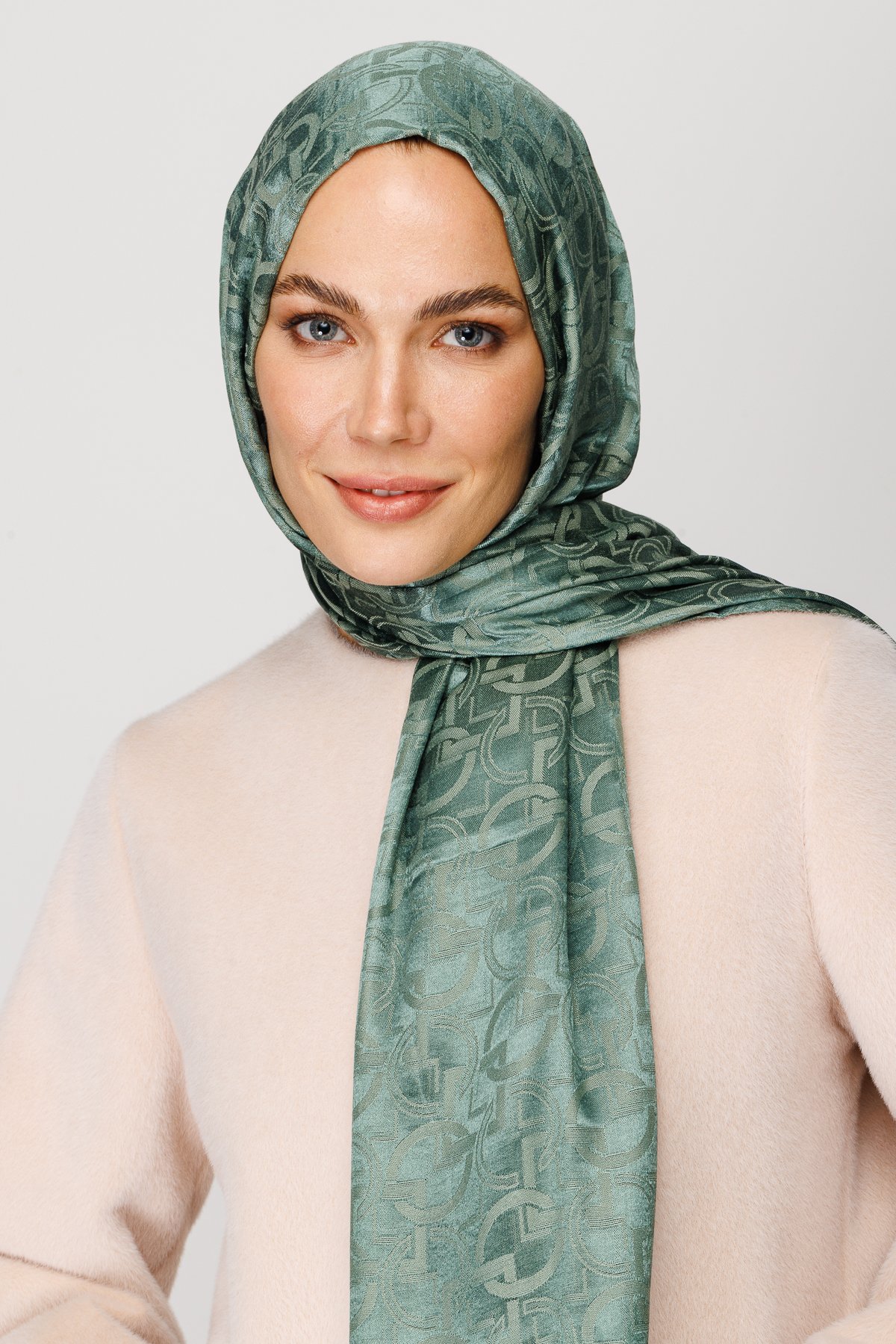 Longar Pattern Shiny Jacquard Shawl - Mold Green