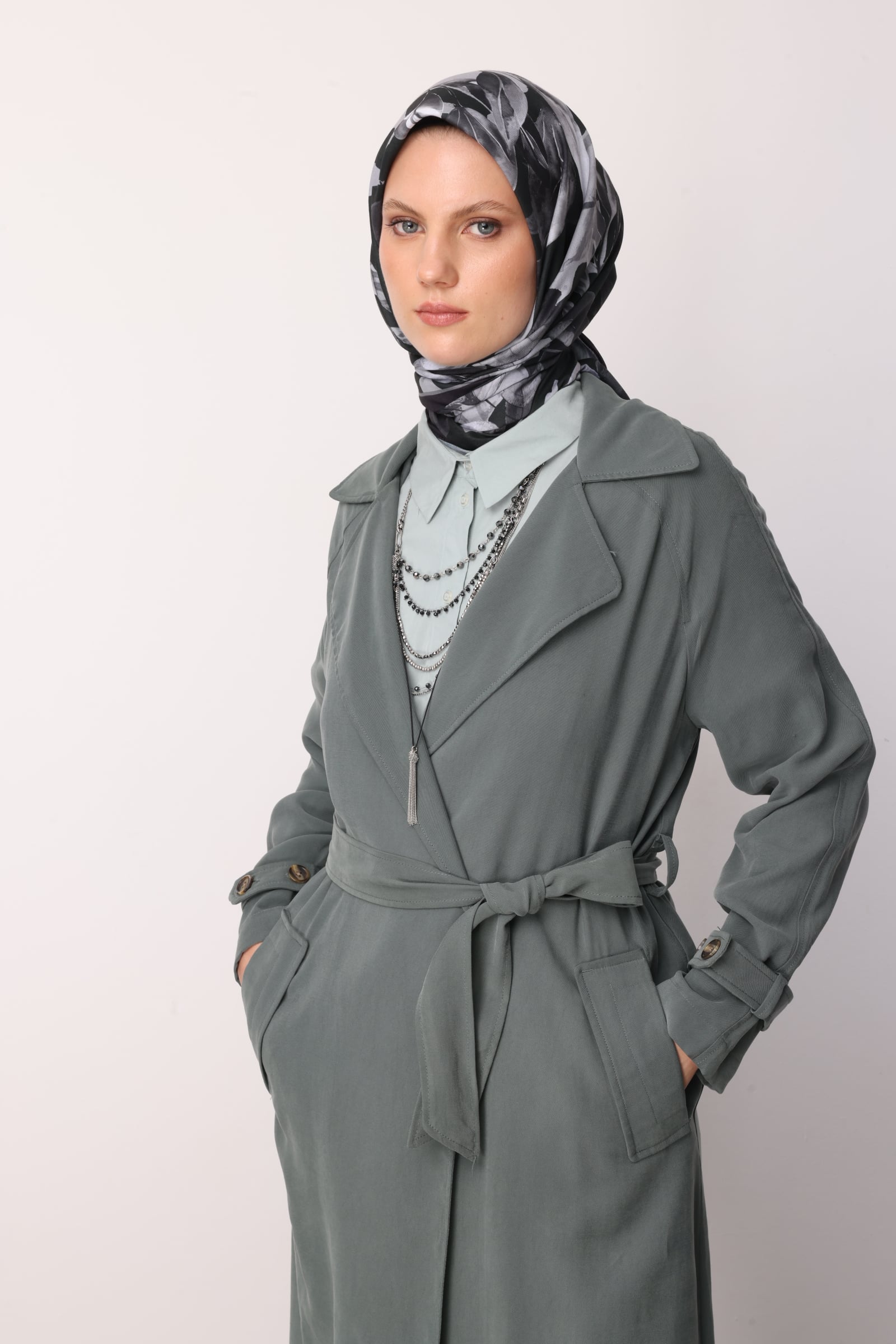 Lorya Pattern Cotton Scarf - Black
