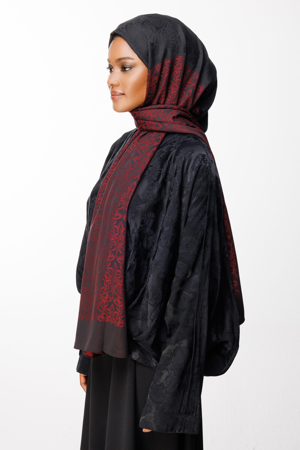 Nora-Pattern Reversible Shawl - Black-Burgundy