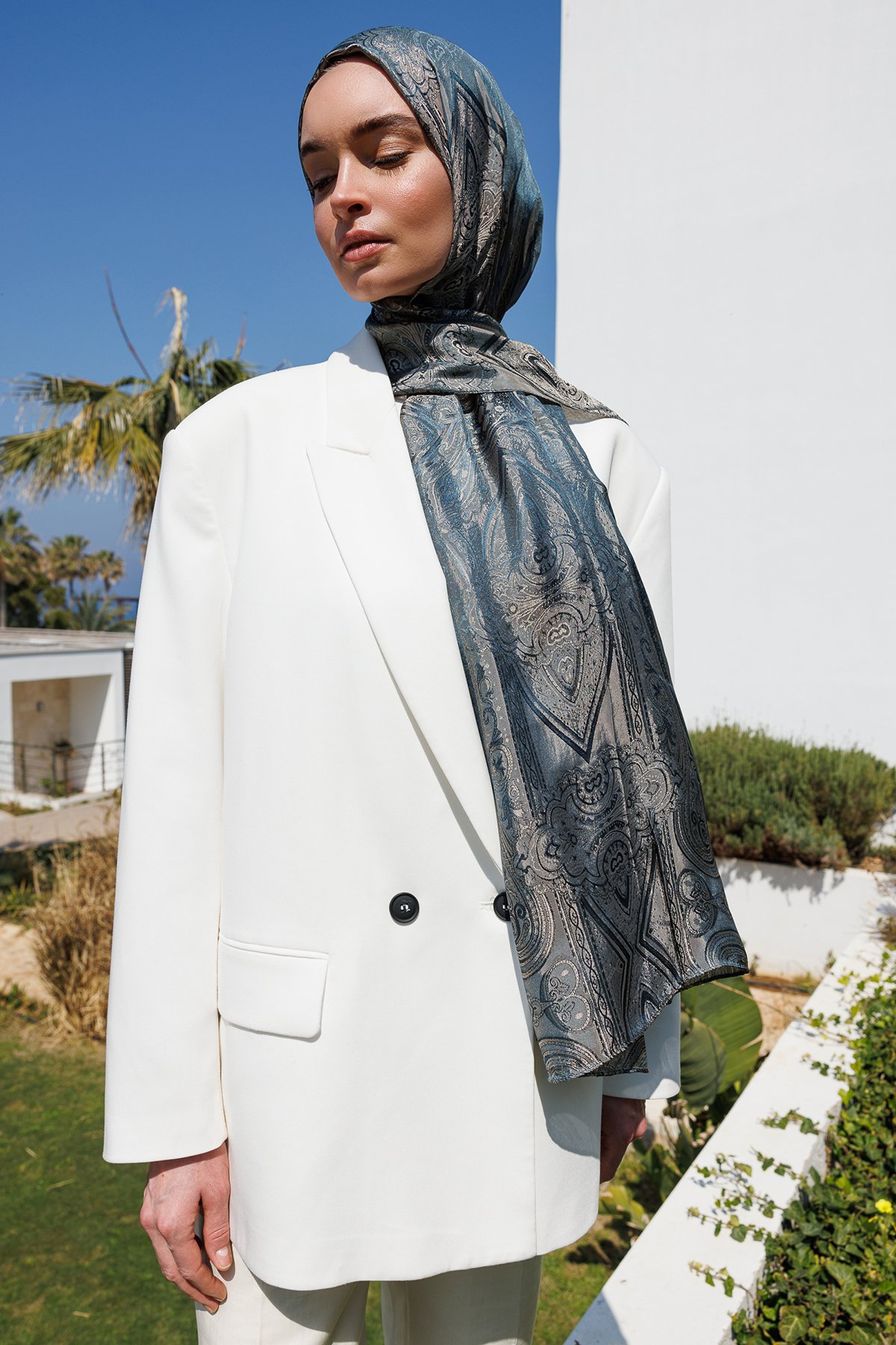 Liva Pattern Shine Line Shawl - Petrol Blue-Beige