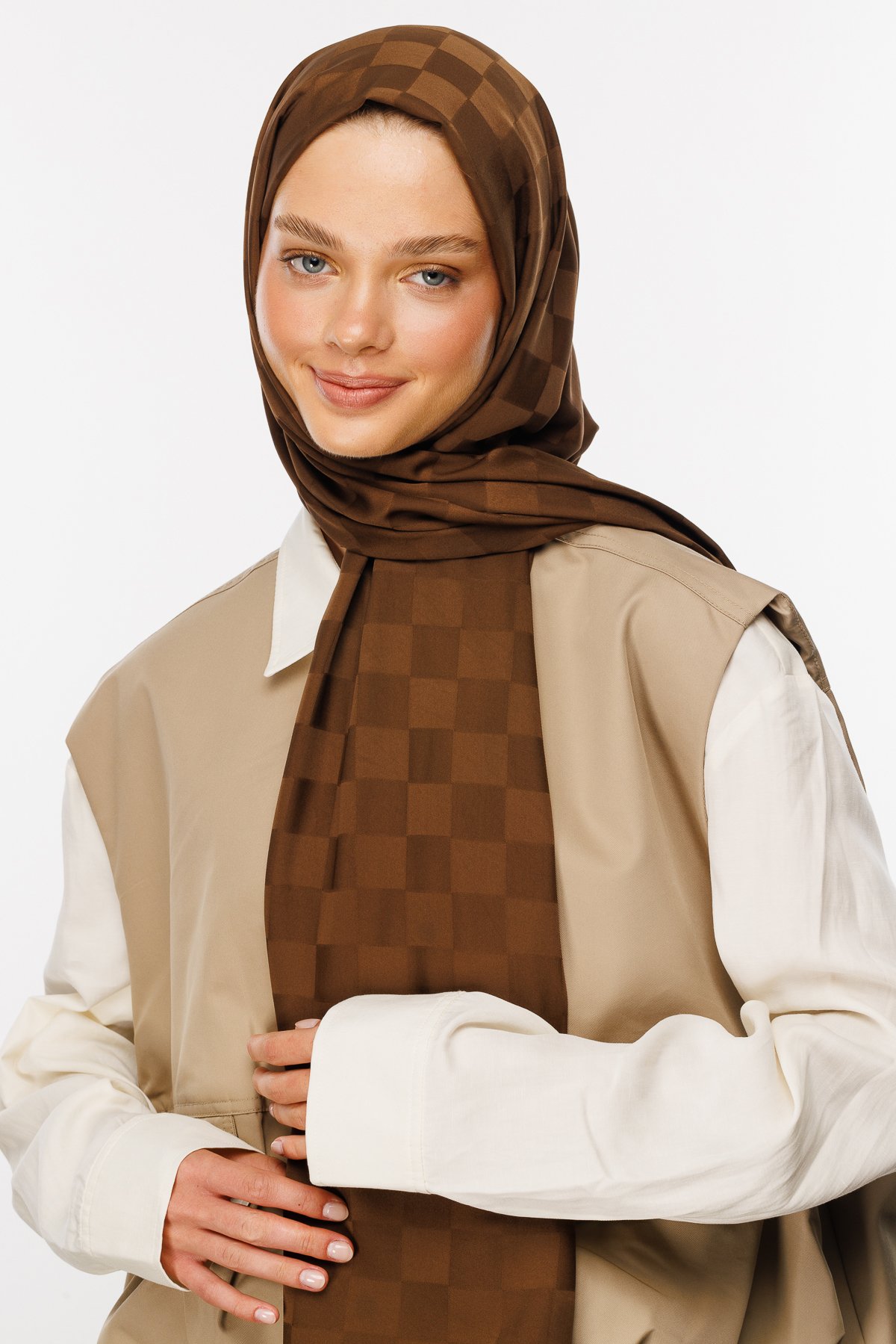 Checkers Pattern Silk Jacquard Shawl - Bitter