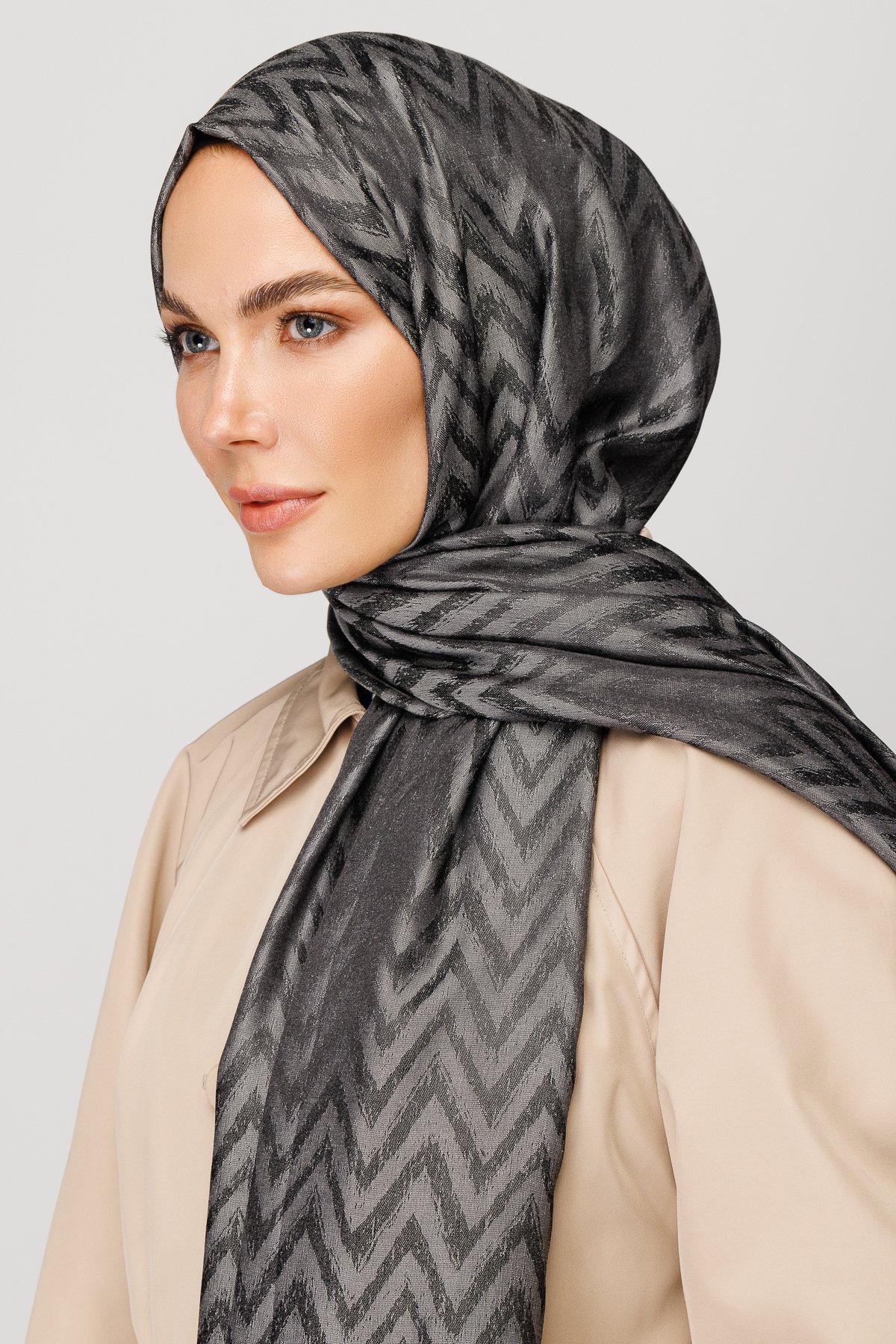 Gemustertes Glänzendes Jacquard Hijab