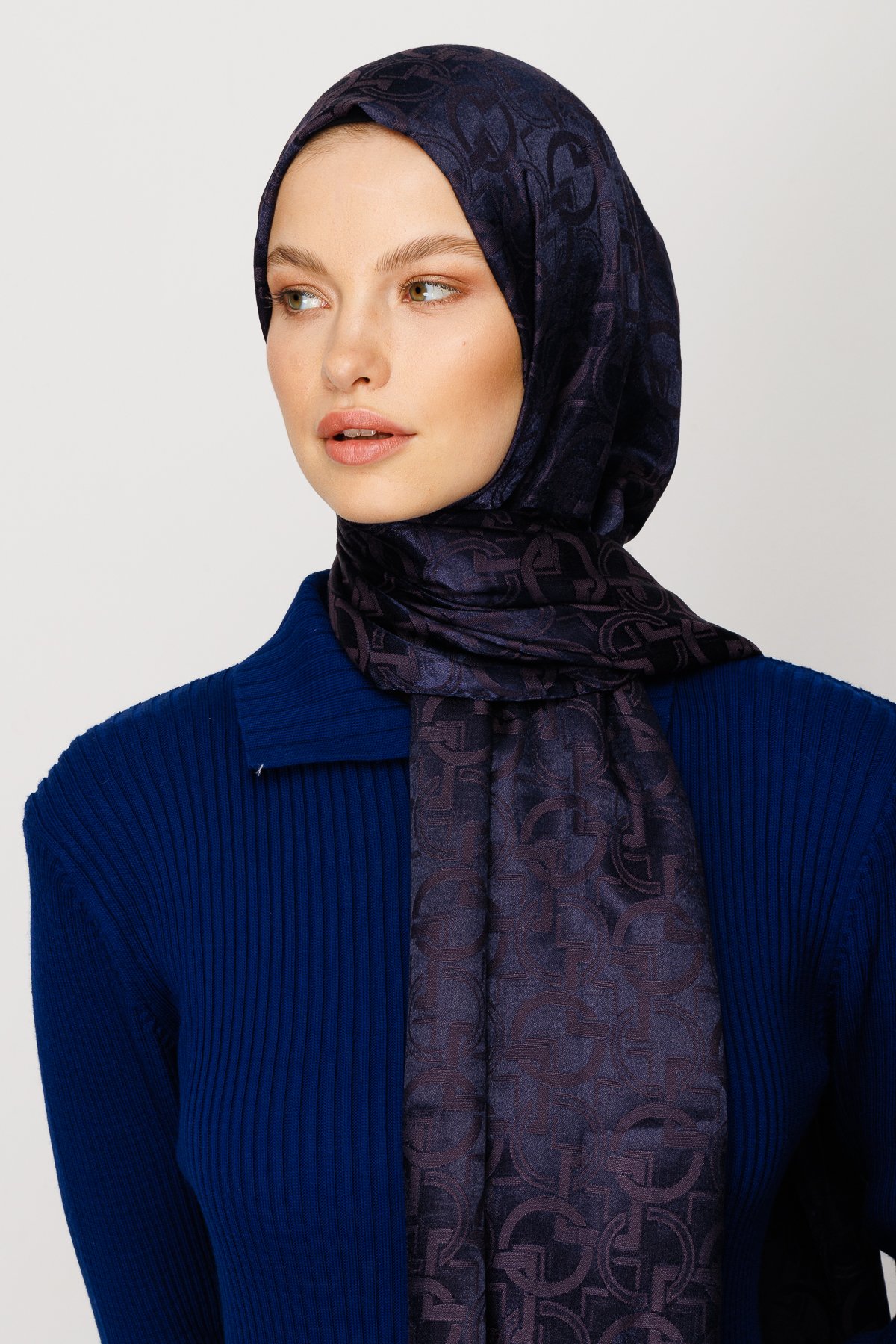 Longar Pattern Shiny Jacquard Shawl - Navyblue