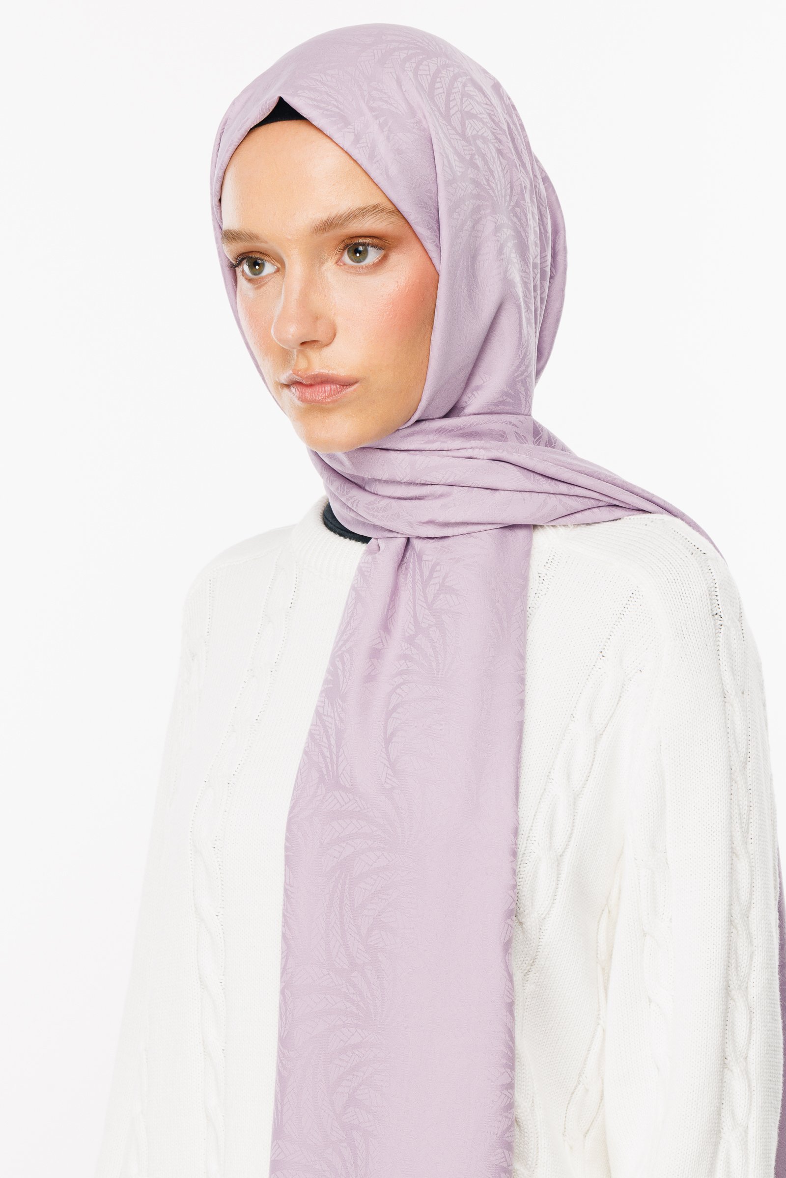 Artemis Pattern Silk Jacquard Hijab