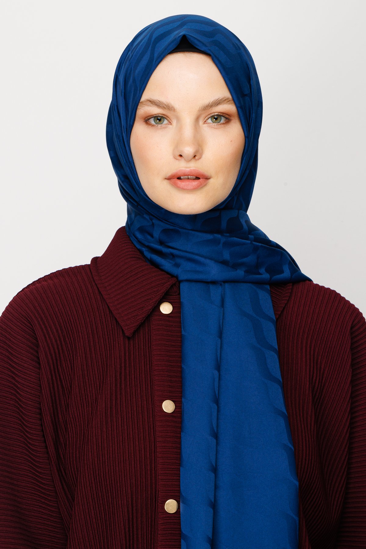 Gemustertes Seidig Jacquard Hijab