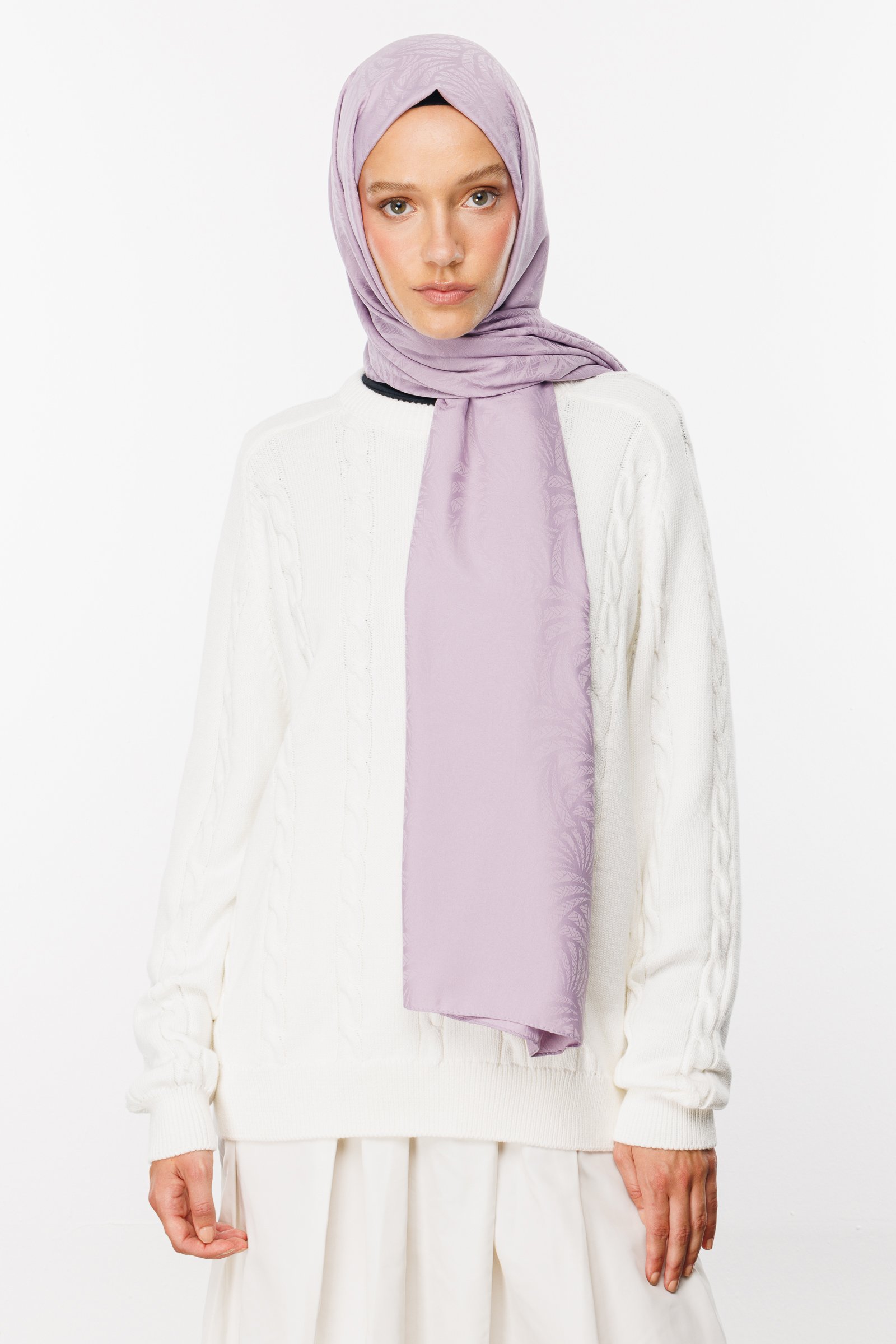 Artemis Pattern Silk Jacquard Hijab