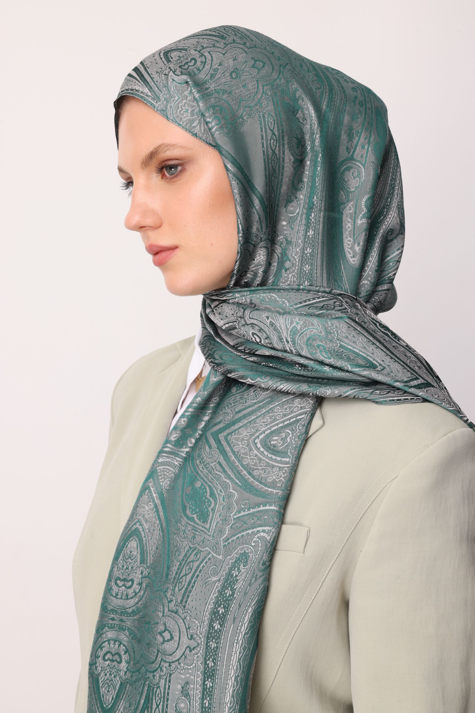 Liva Desen Shine Line Şal - Zümrüt-Pembe