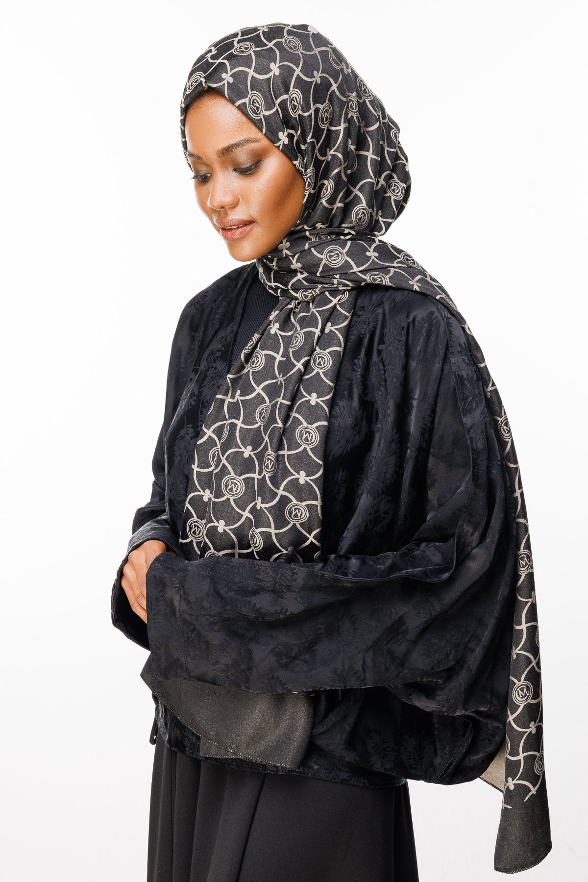 Marrakech Pattern Double-Sided Shawl - Black-Beige