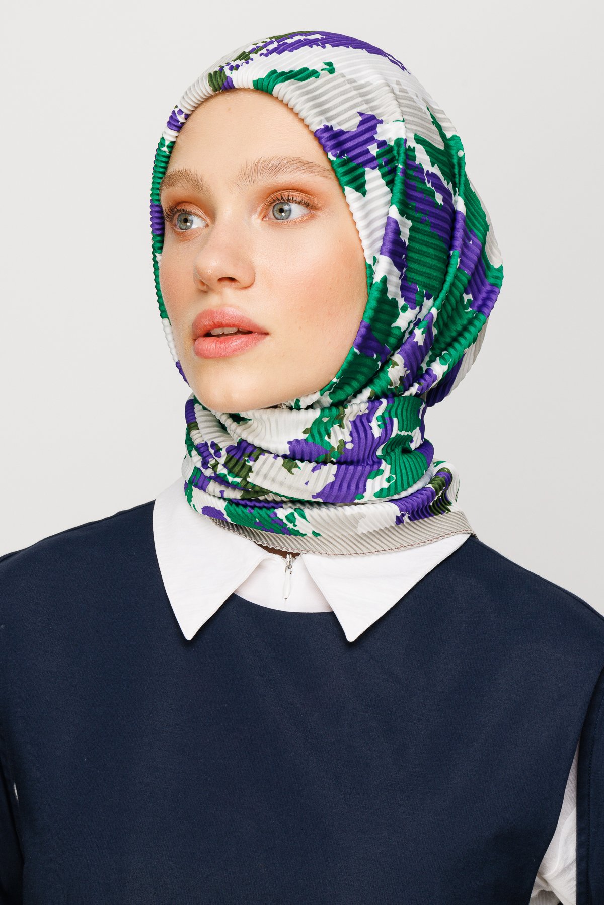 Batik Pattern Pleated Scarf - Benetton Green