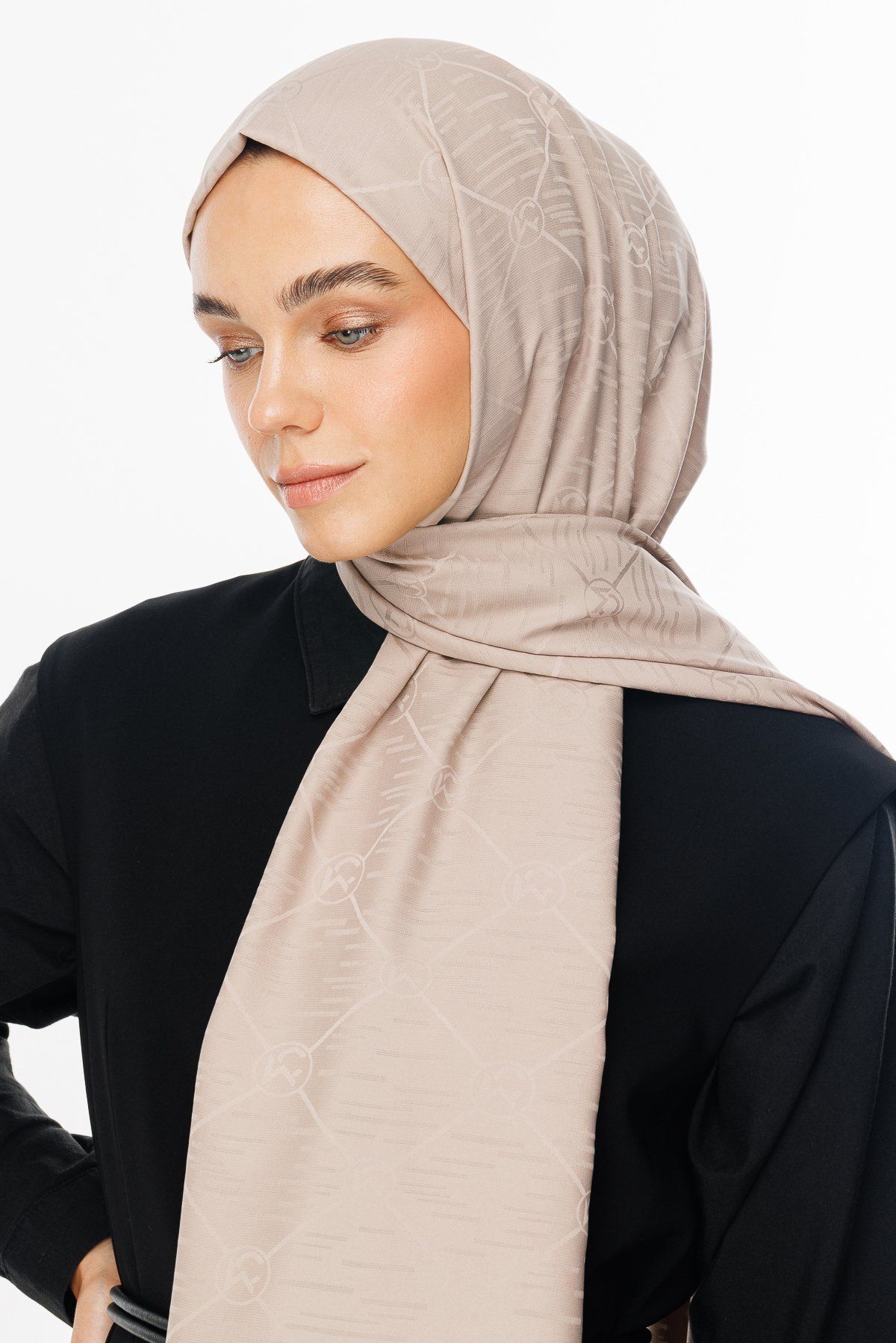 Moon Is Pattern Jacquard Shawl - Beige