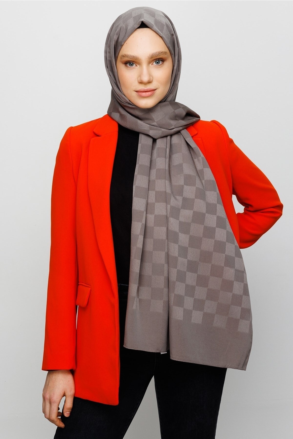 Checkers Pattern Silk Jacquard Shawl