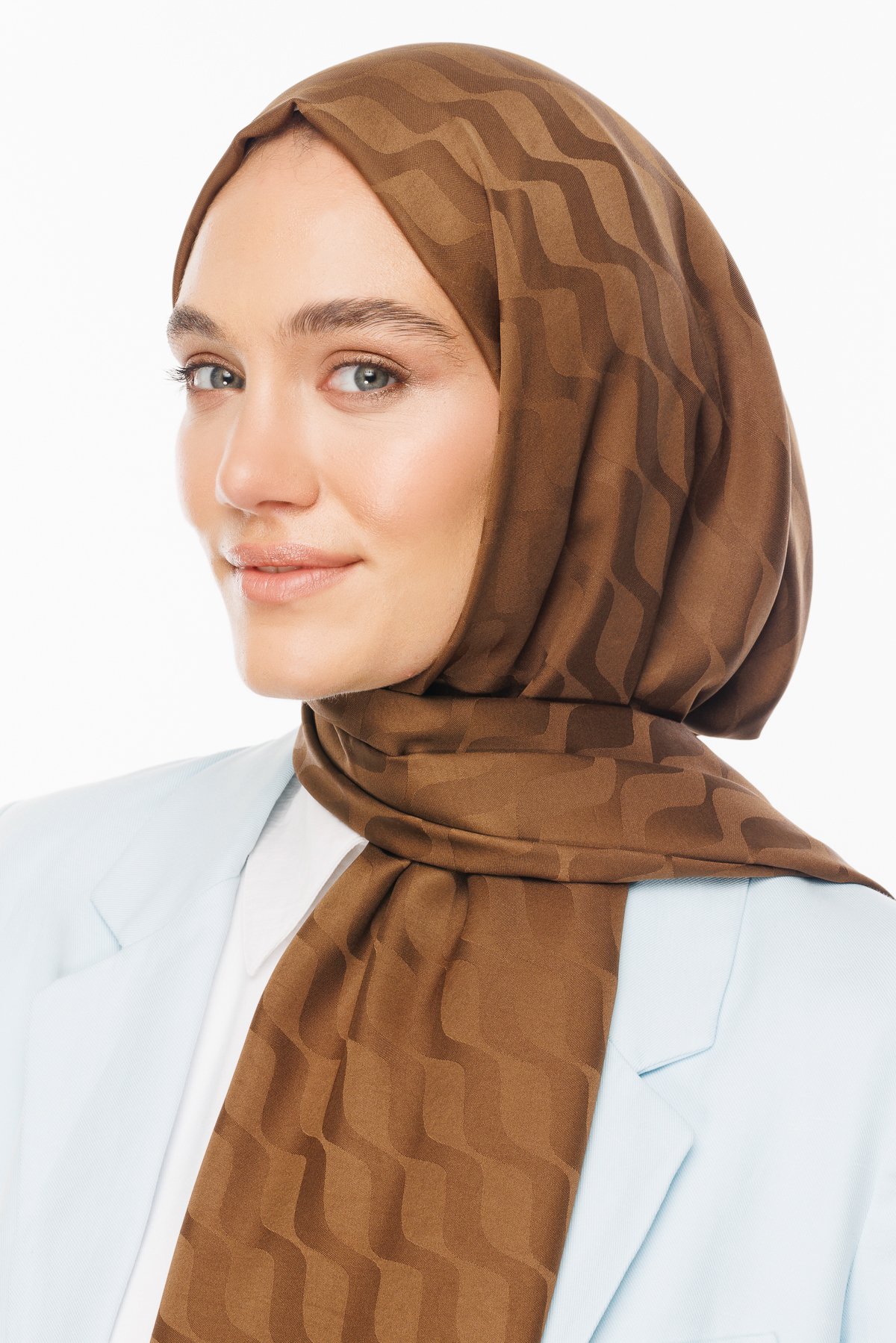 Wave Pattern Silky Jacquard Hijab