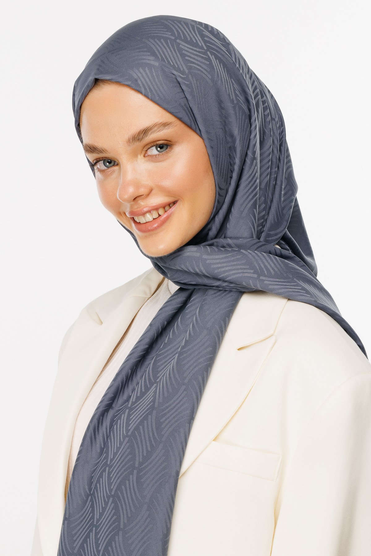 Aura Pattern Silk Jacquard Hijab