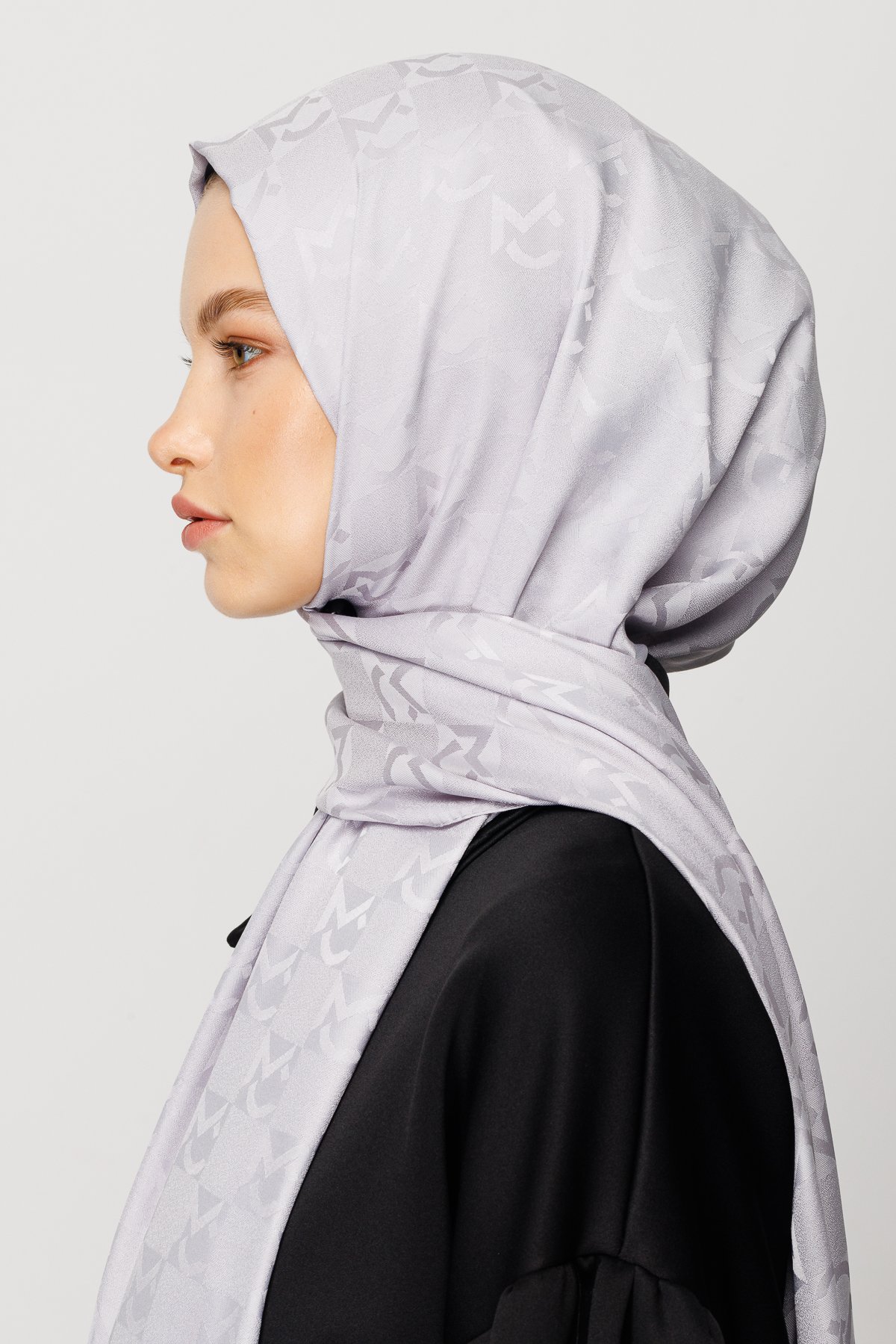 MC Pattern Jacquard Shawl - Silver