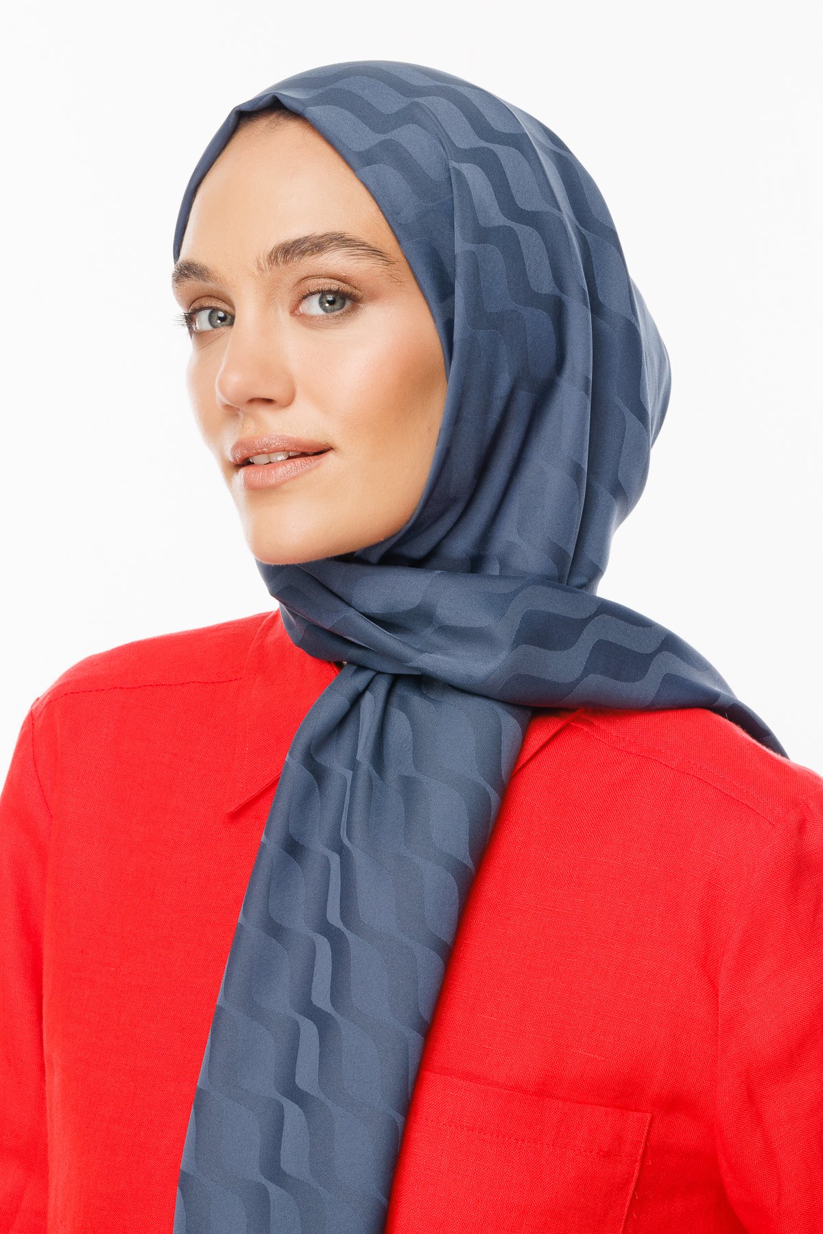 Wave Pattern Silky Jacquard Shawl - Anthracite