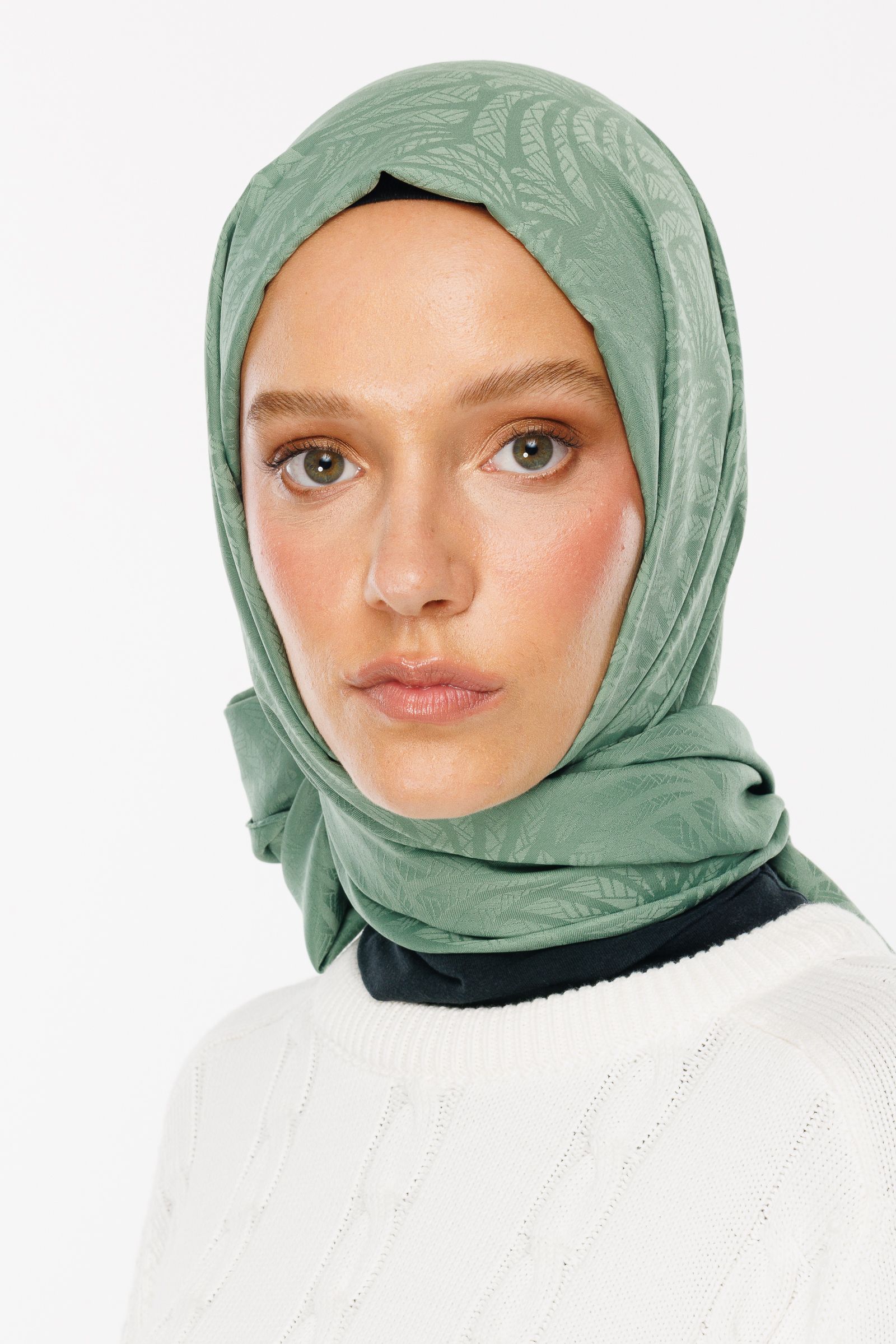 Artemis Pattern Silk Jacquard Hijab