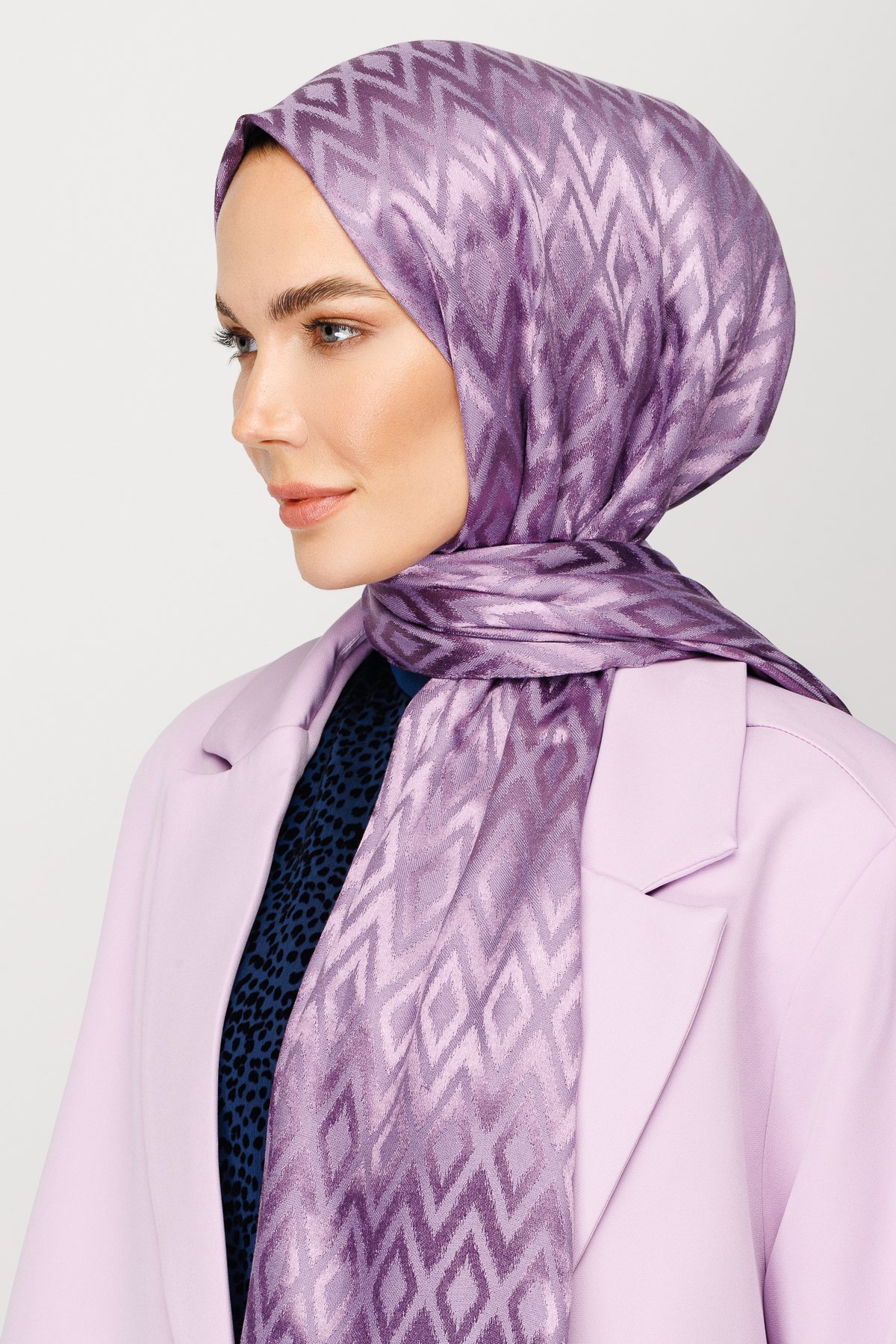 Karo Pattern Shiny Jacquard Shawl - Lavender