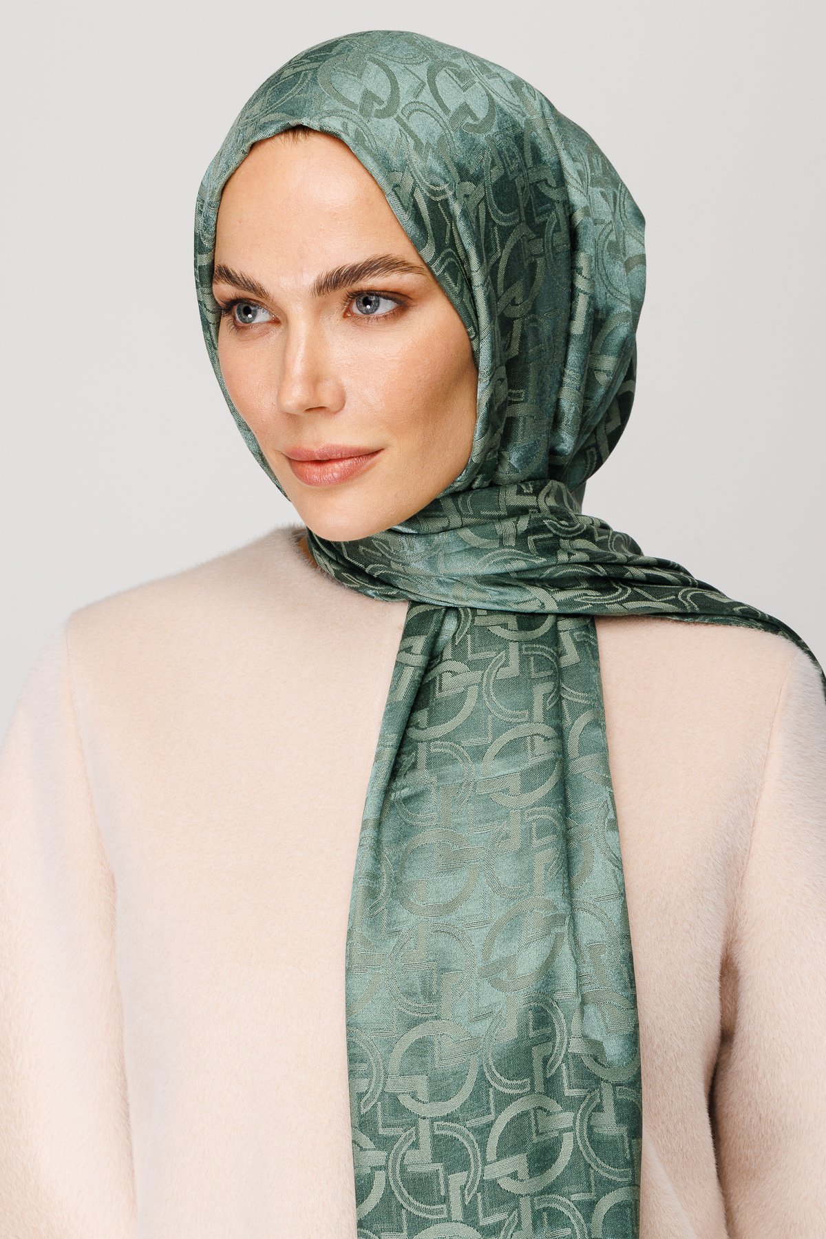 Gemustertes Glänzendes Jacquard Hijab