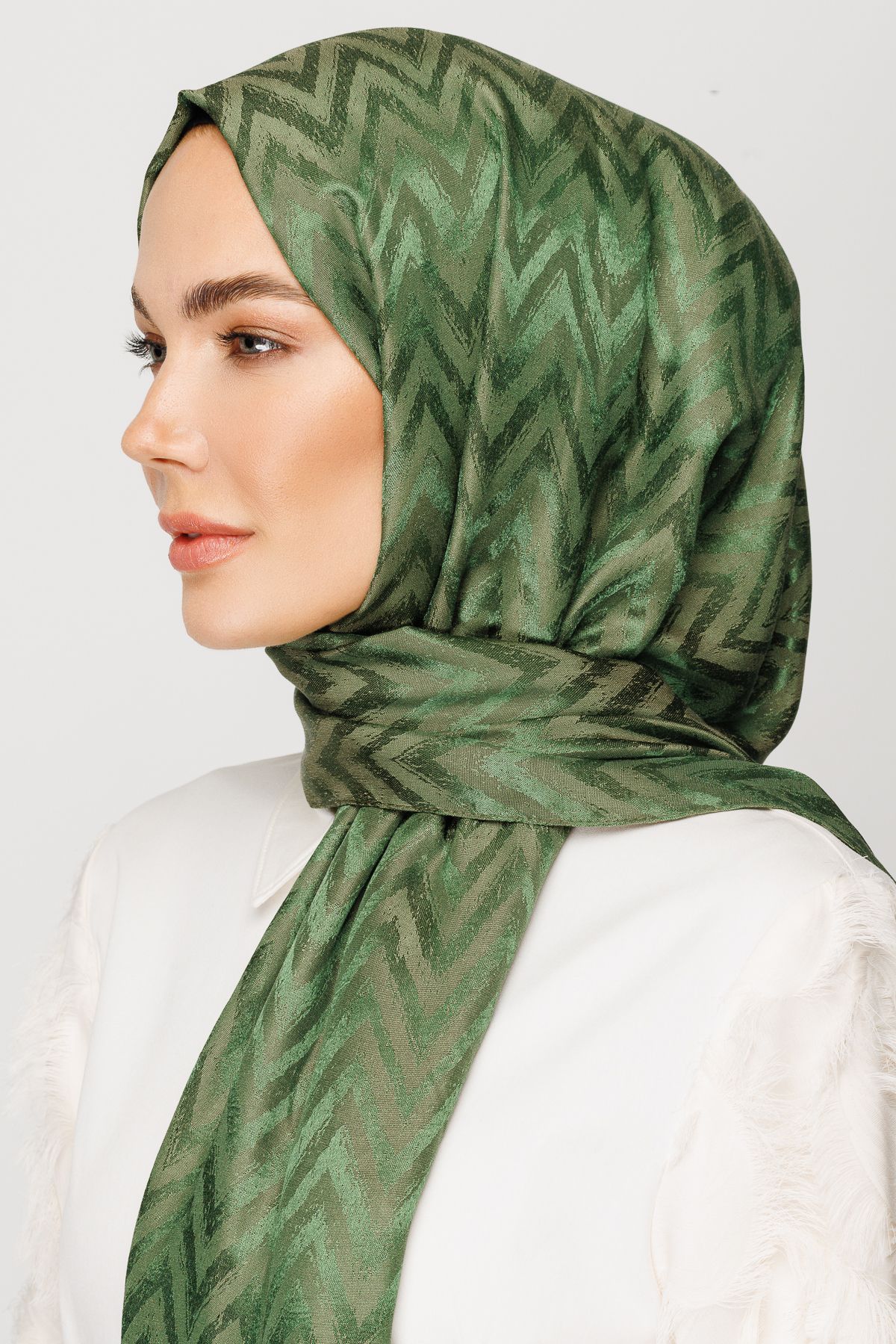 Gemustertes Glänzendes Jacquard Hijab