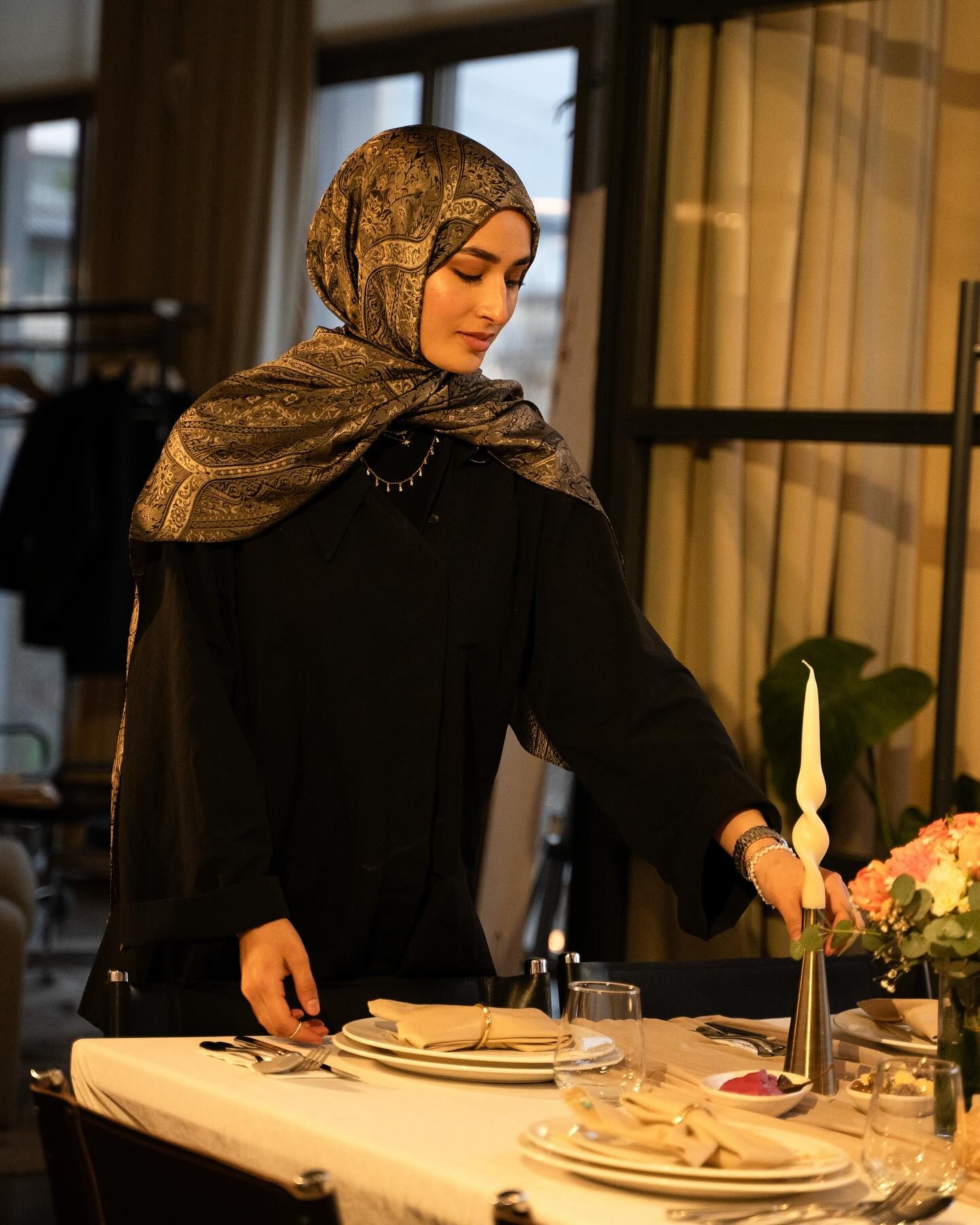 Shline Line Viscose Shawl - Black-Beige