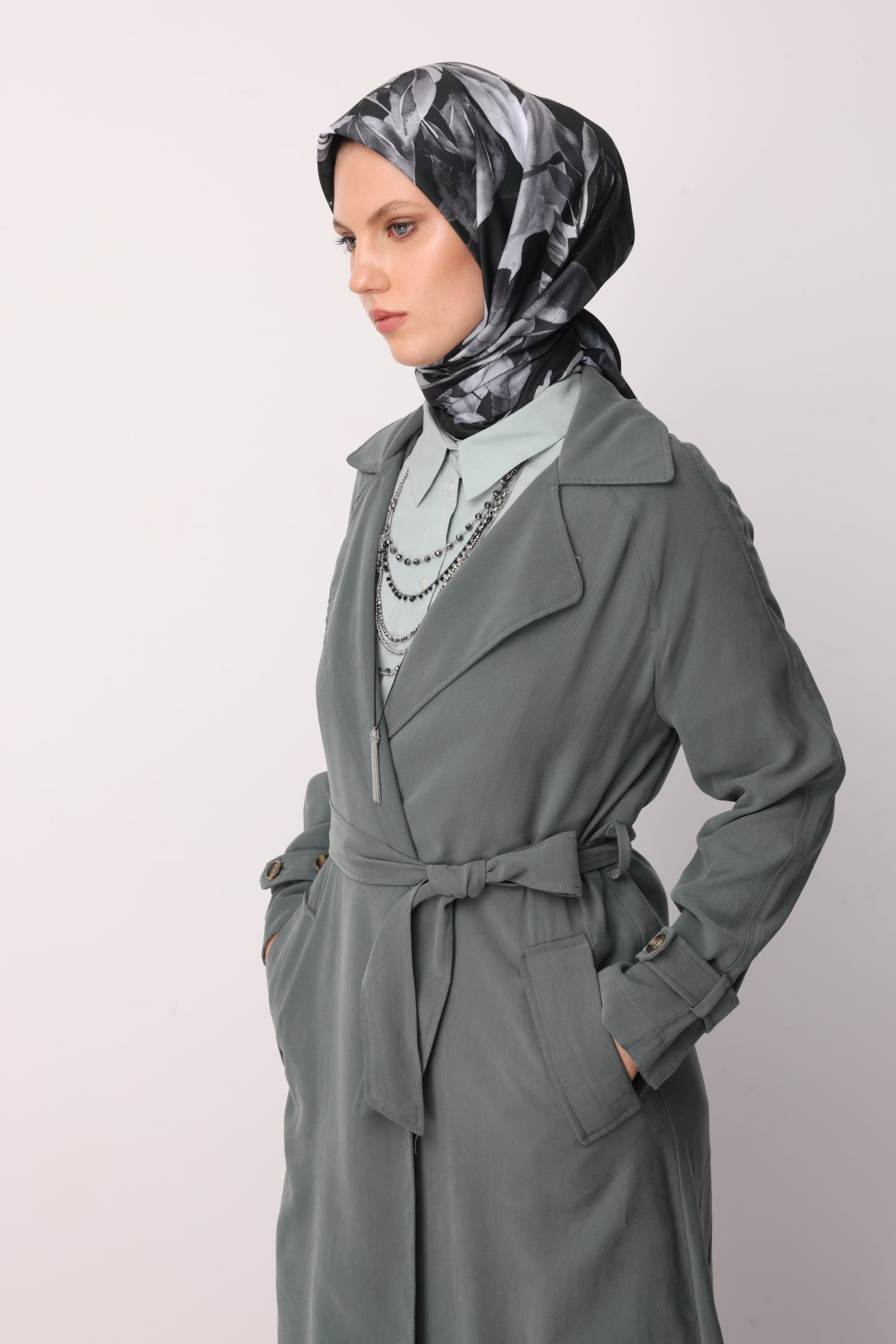 Lorya Pattern Cotton Scarf - Black