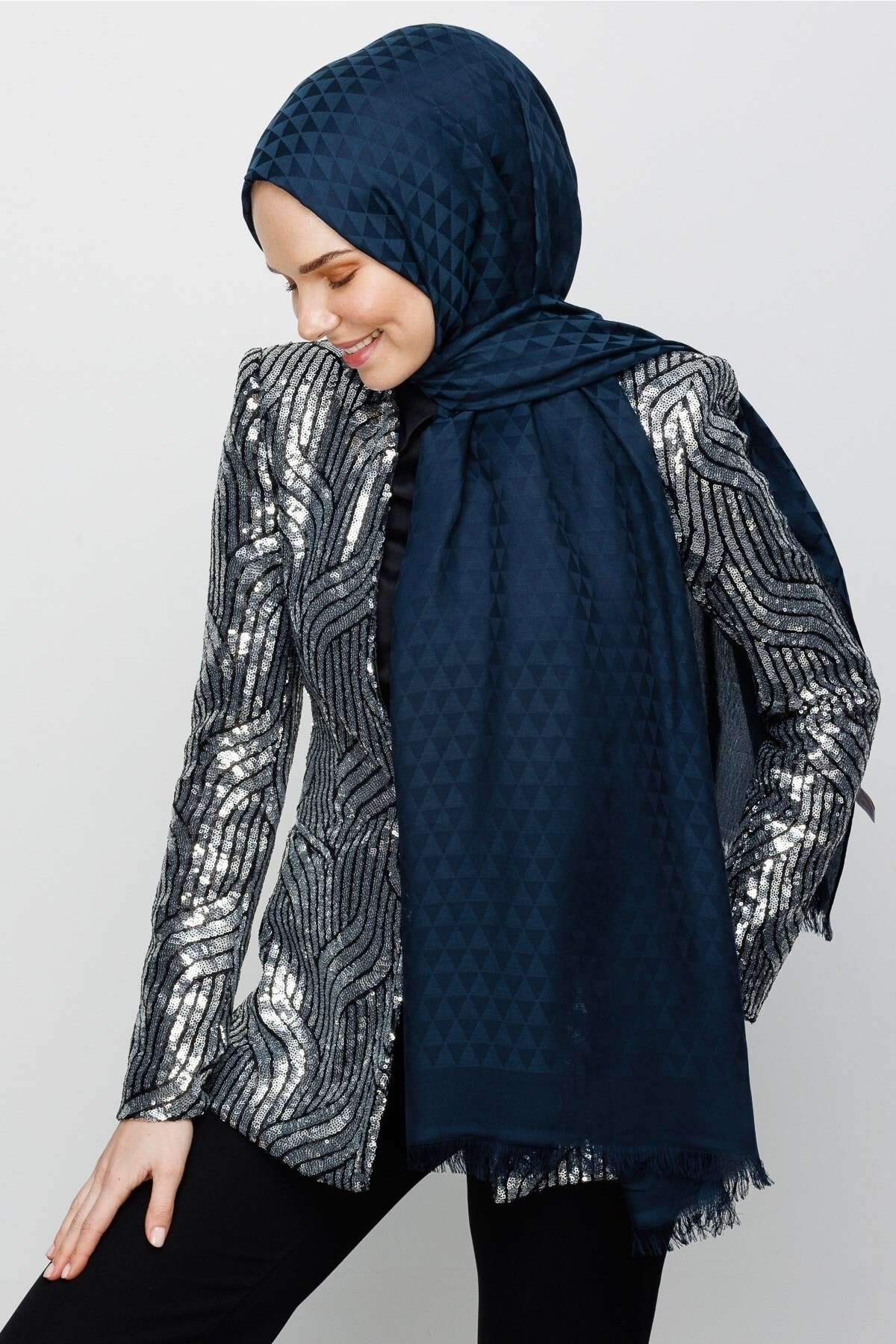 Prism Pattern Cotton Jacquard Hijab