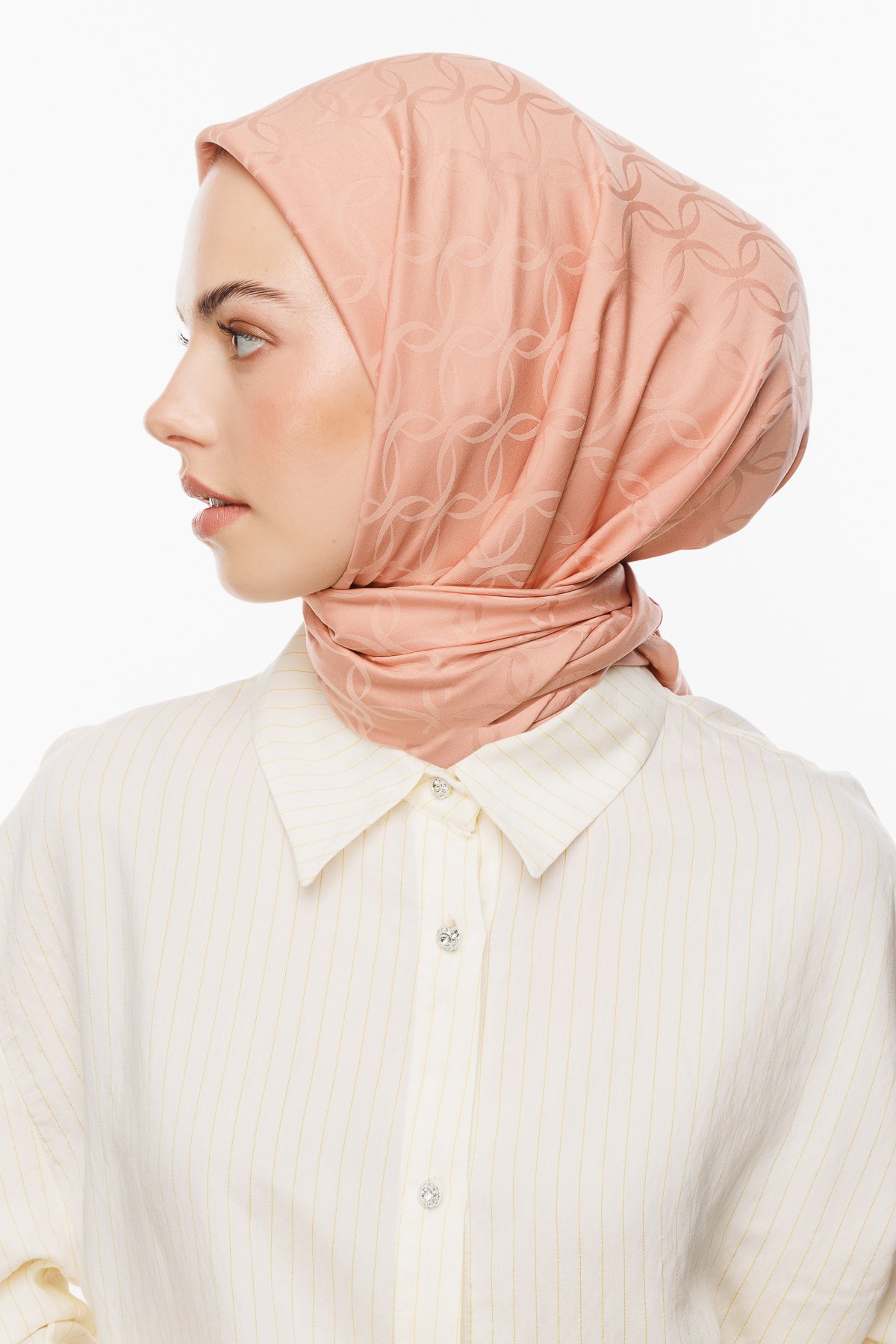 London Pattern Silky Jacquard Scarf - Salmon