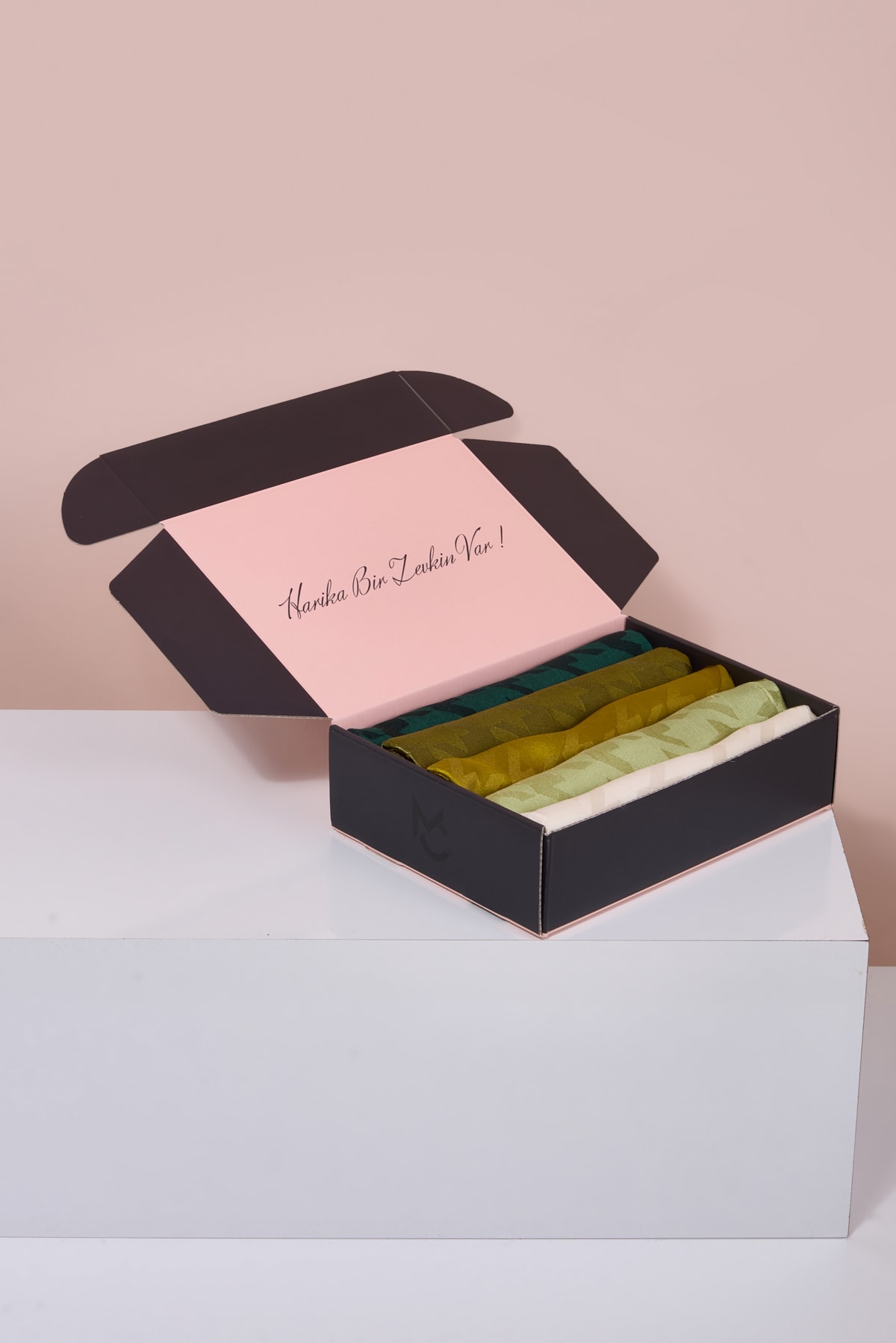 Parlak Jakar Şal - Kazayağı Desen Color Box