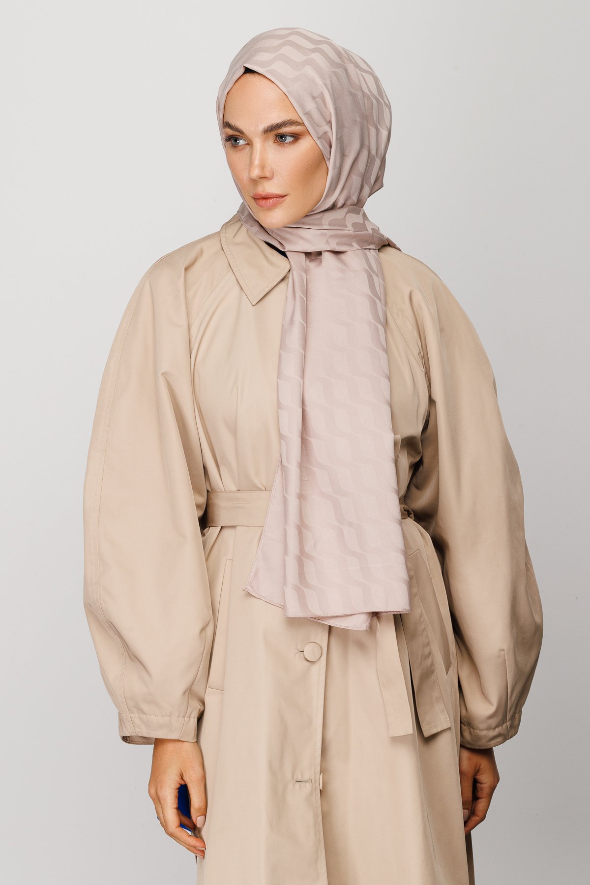 Wave Pattern Silky Jacquard Shawl - Beige