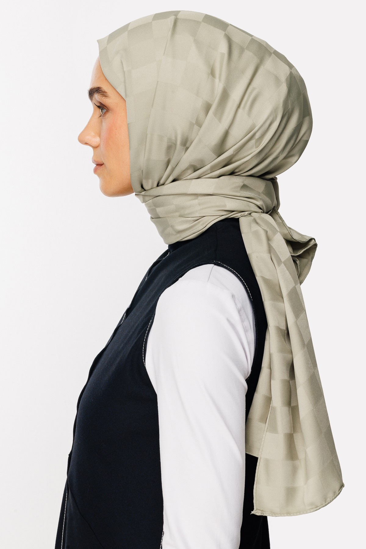 Checkers Pattern Silk Jacquard Hijab