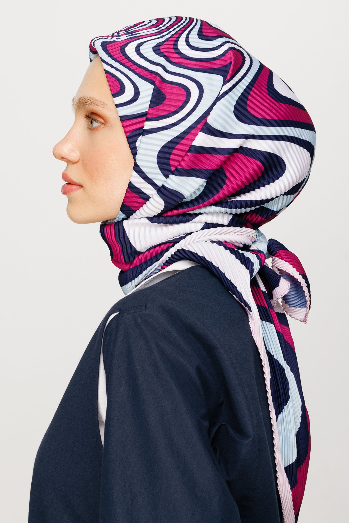 Mira Pattern Pleated Scarf - Magenta