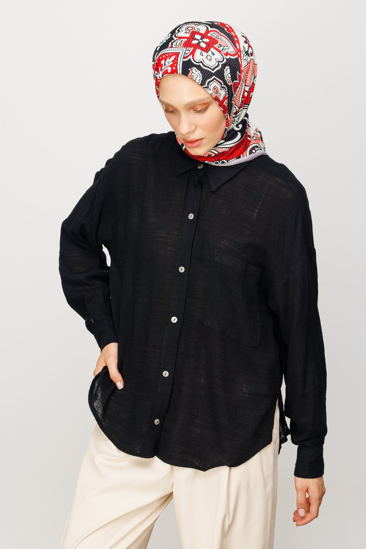 40 Patch Pattern Pleated Scarf - Red
