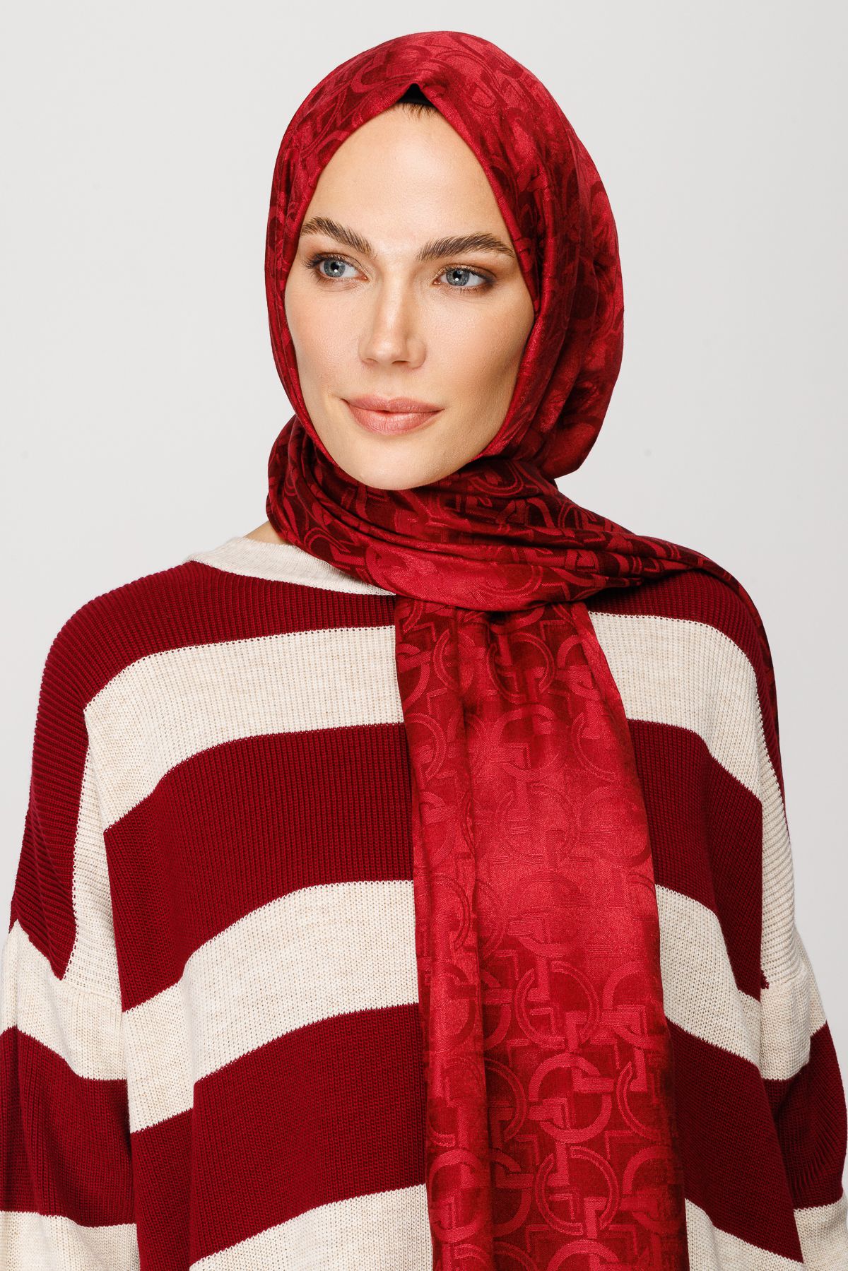 Gemustertes Glänzendes Jacquard Hijab