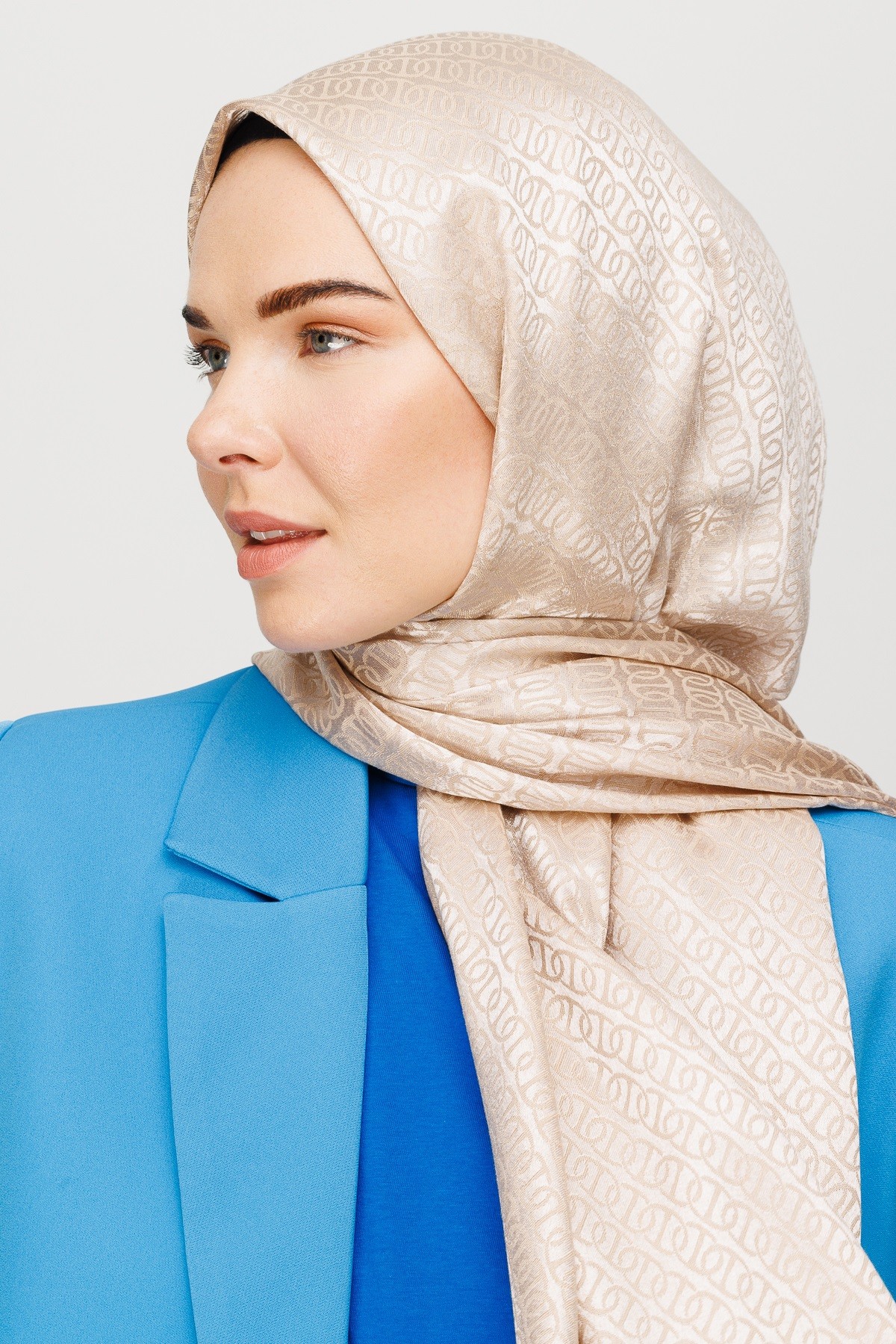 Forever Pattern Shiny Jacquard Hijab