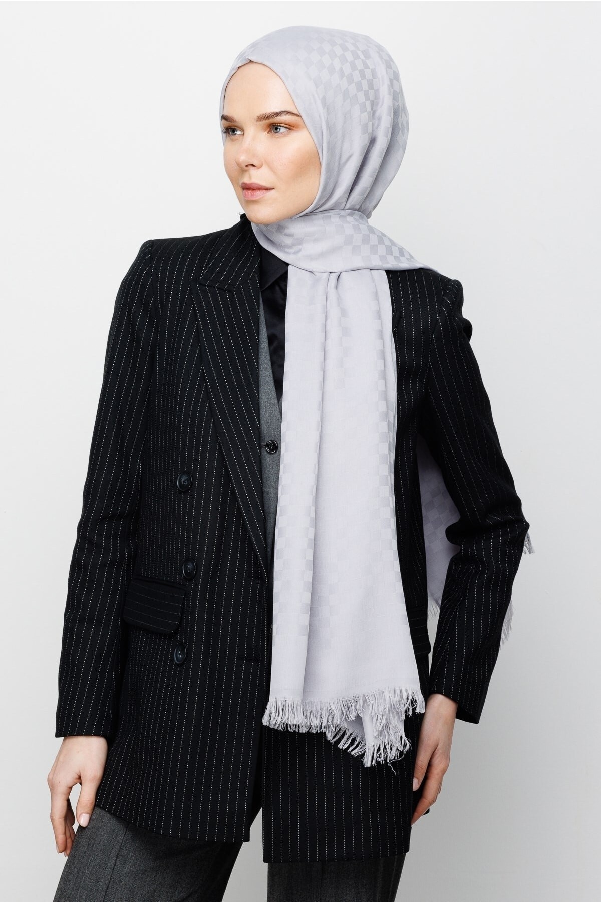 Square Pattern Cotton Jacquard Hijab