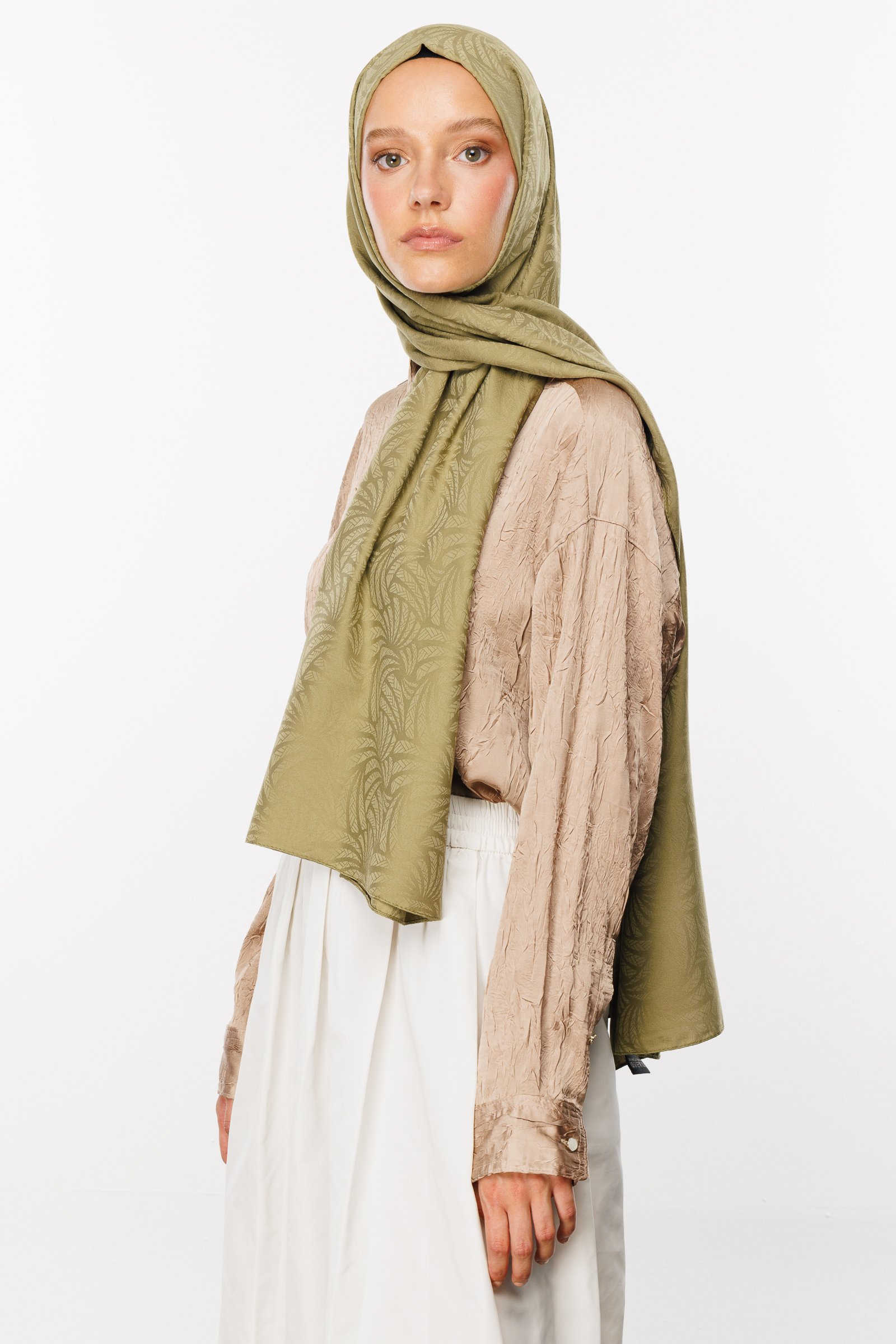 Artemis Pattern Silk Jacquard Hijab