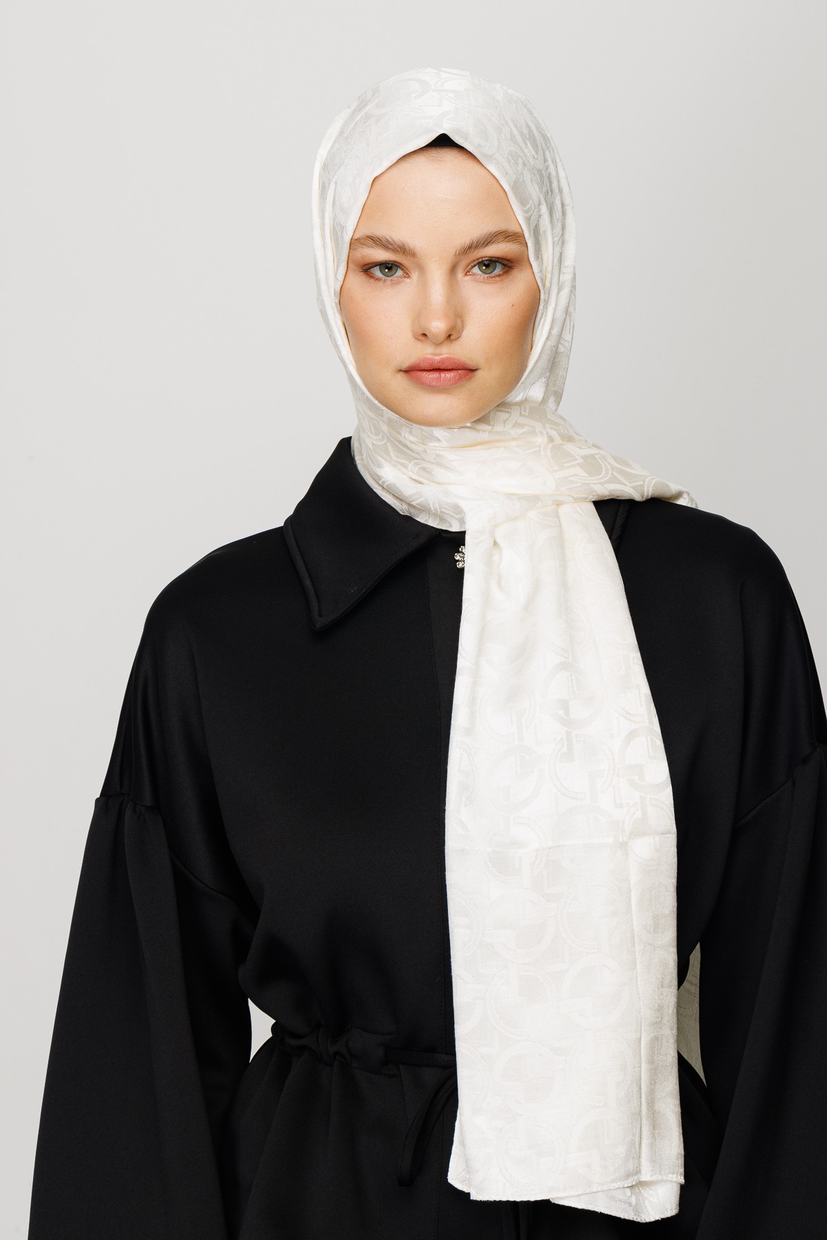 Gemustertes Glänzendes Jacquard Hijab