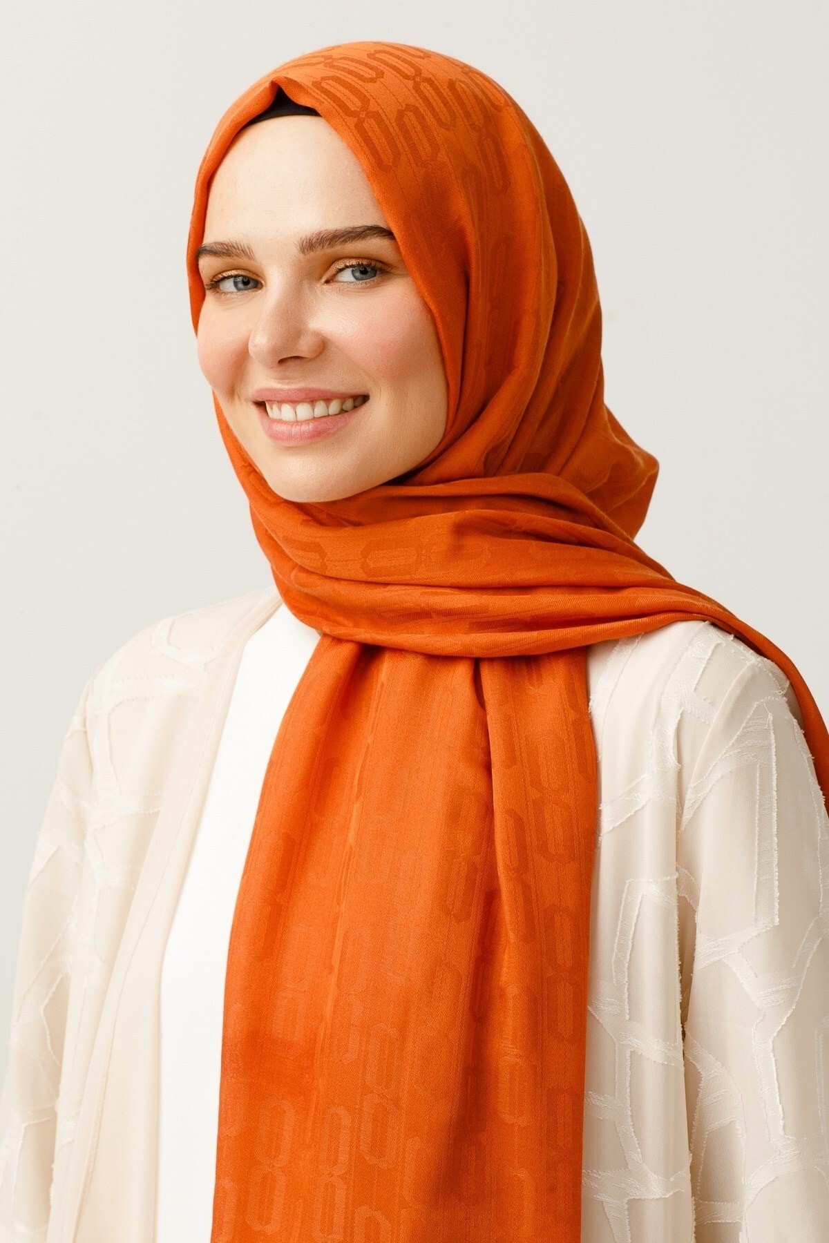 Chain Pattern Cotton Jacquard Hijab