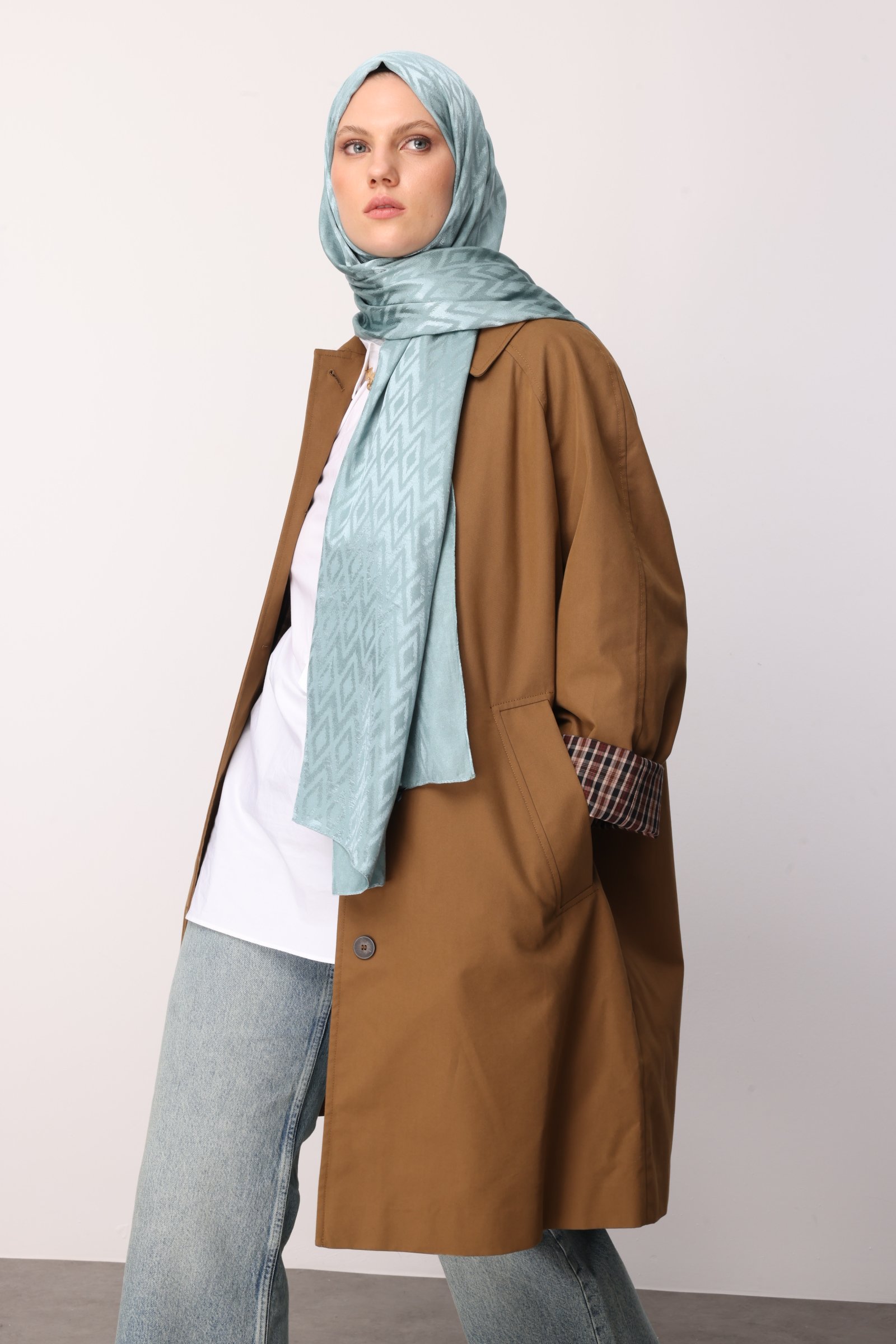 Shiny Check-Pattern Jacquard Shawl - Cağla