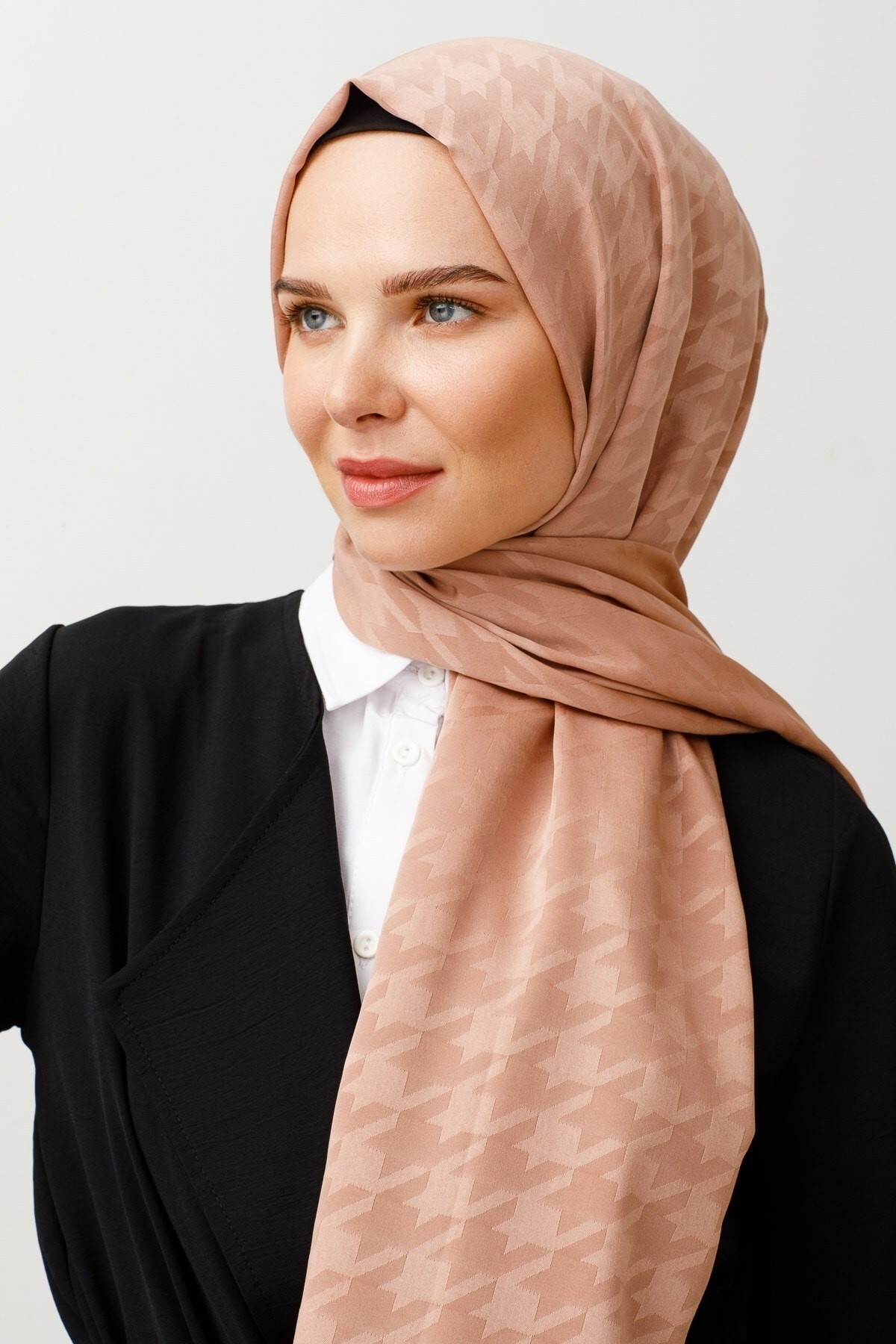 Rose Kazayağı Desen İpeksi Jakar Şal